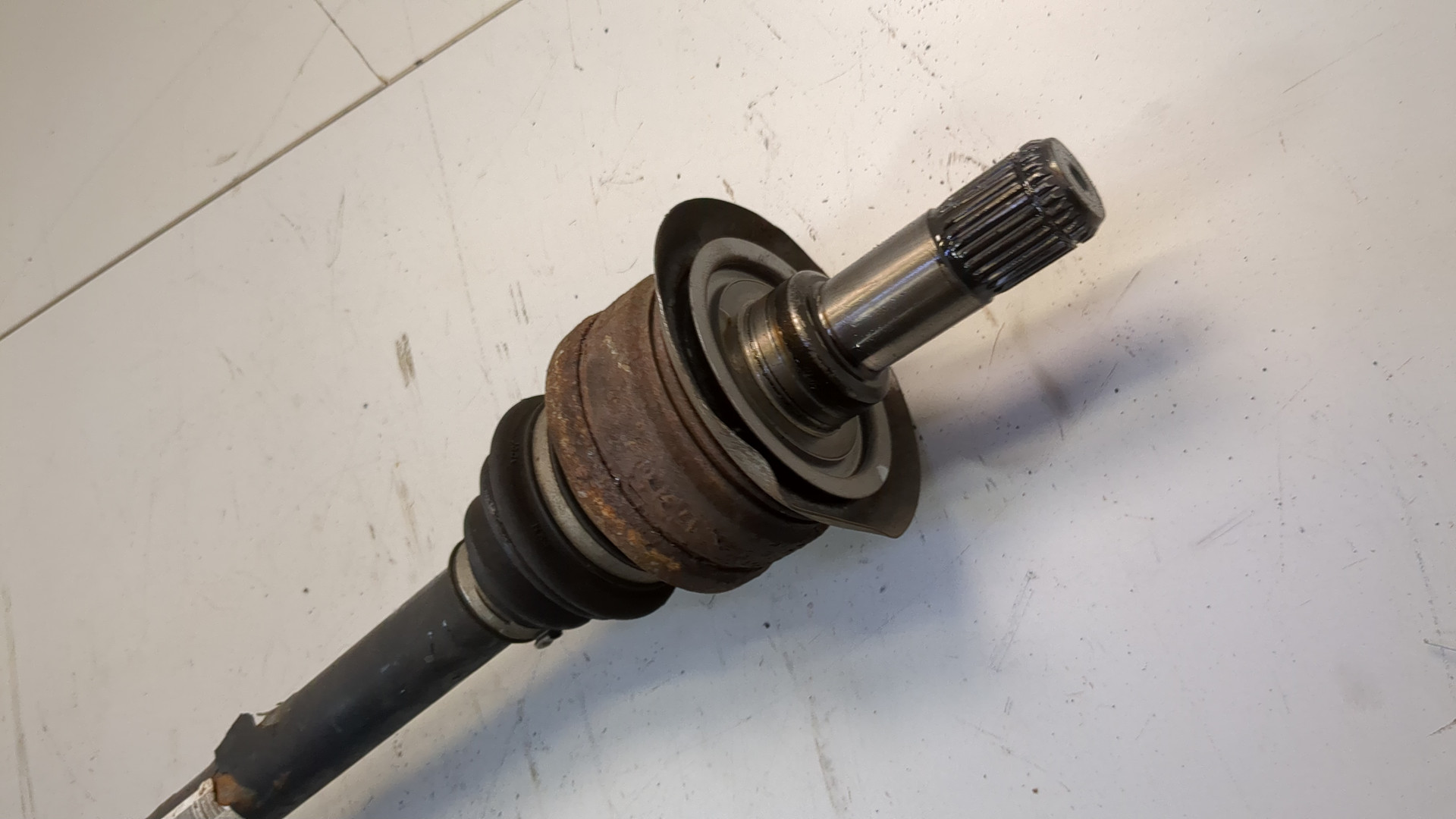 Полуось задняя