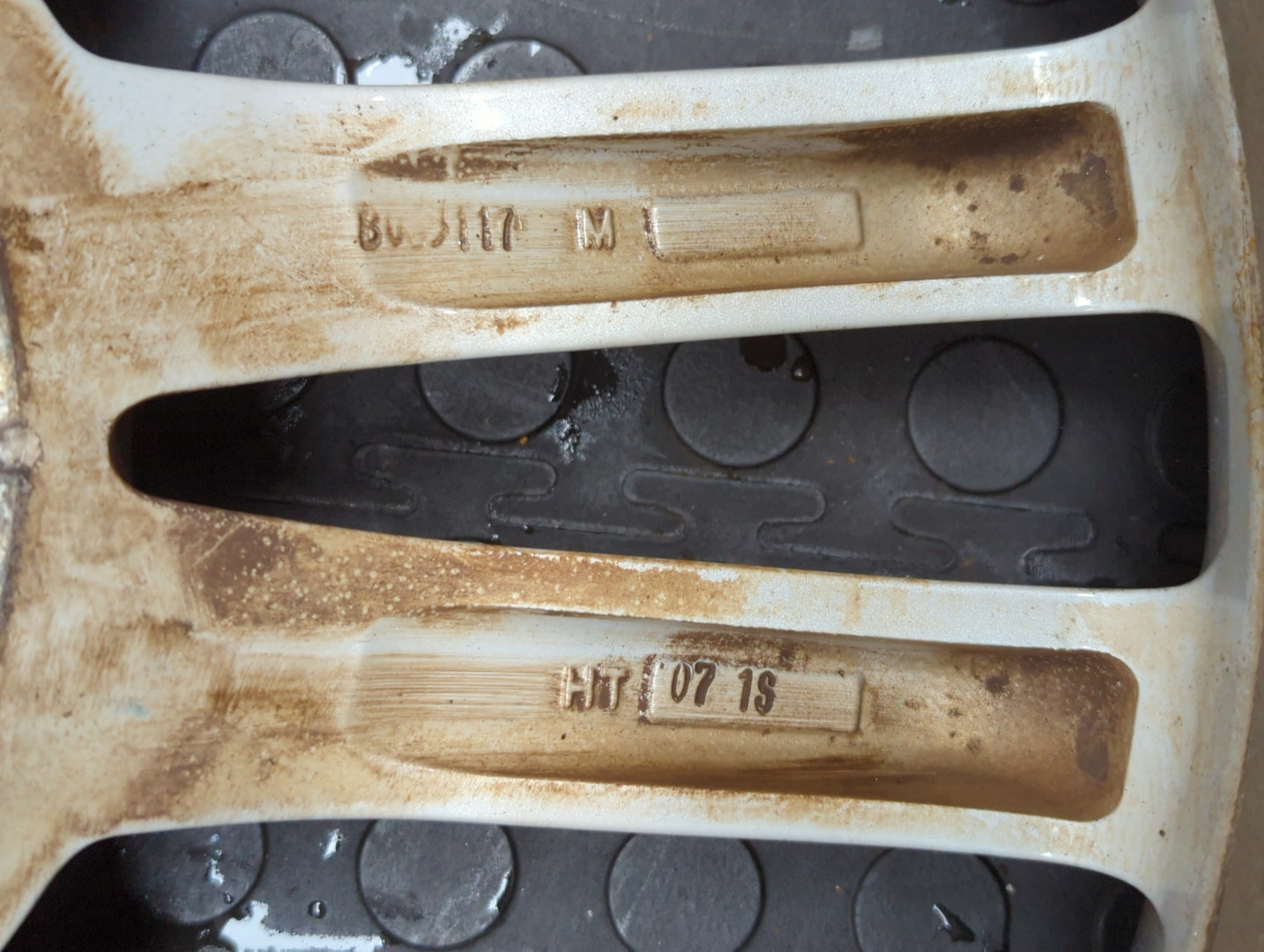 Диск колесный литой легкий сплав