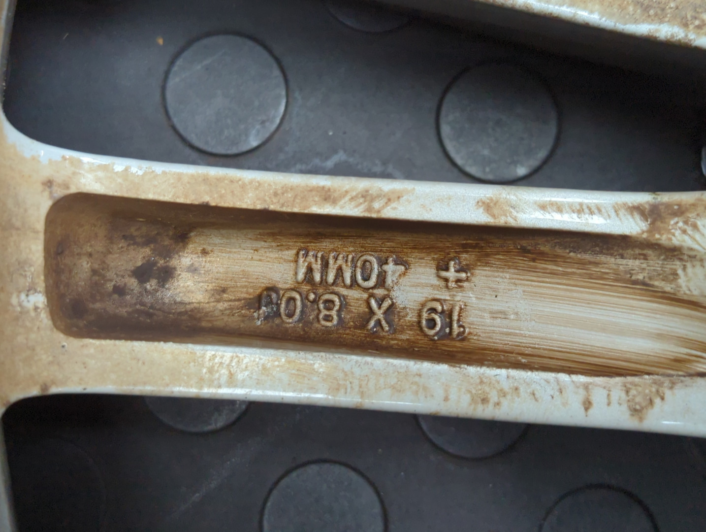 Диск колесный литой легкий сплав