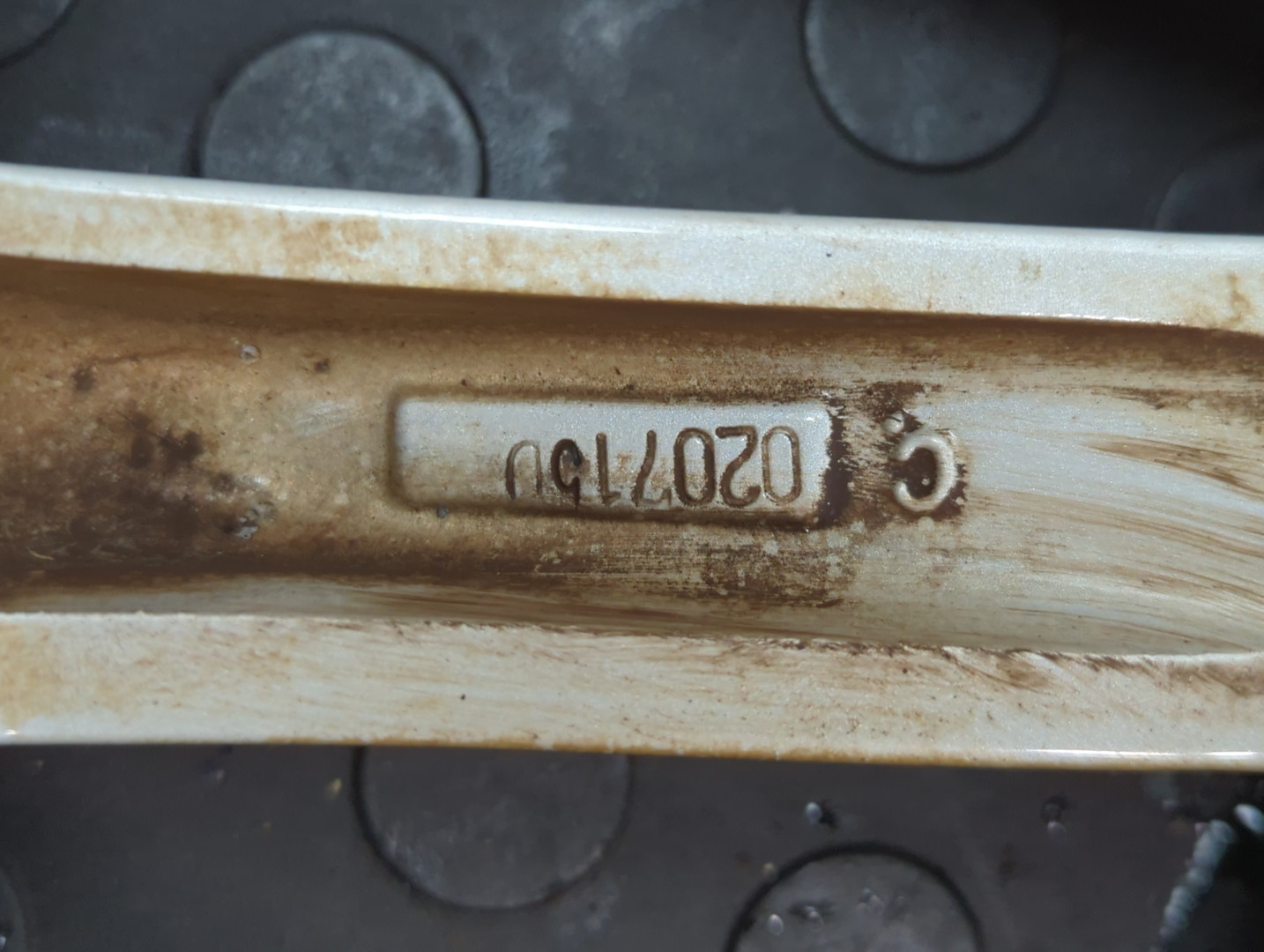 Диск колесный литой легкий сплав