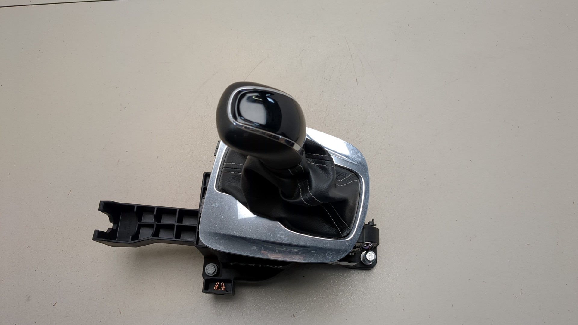 Кулиса МКПП / АКПП