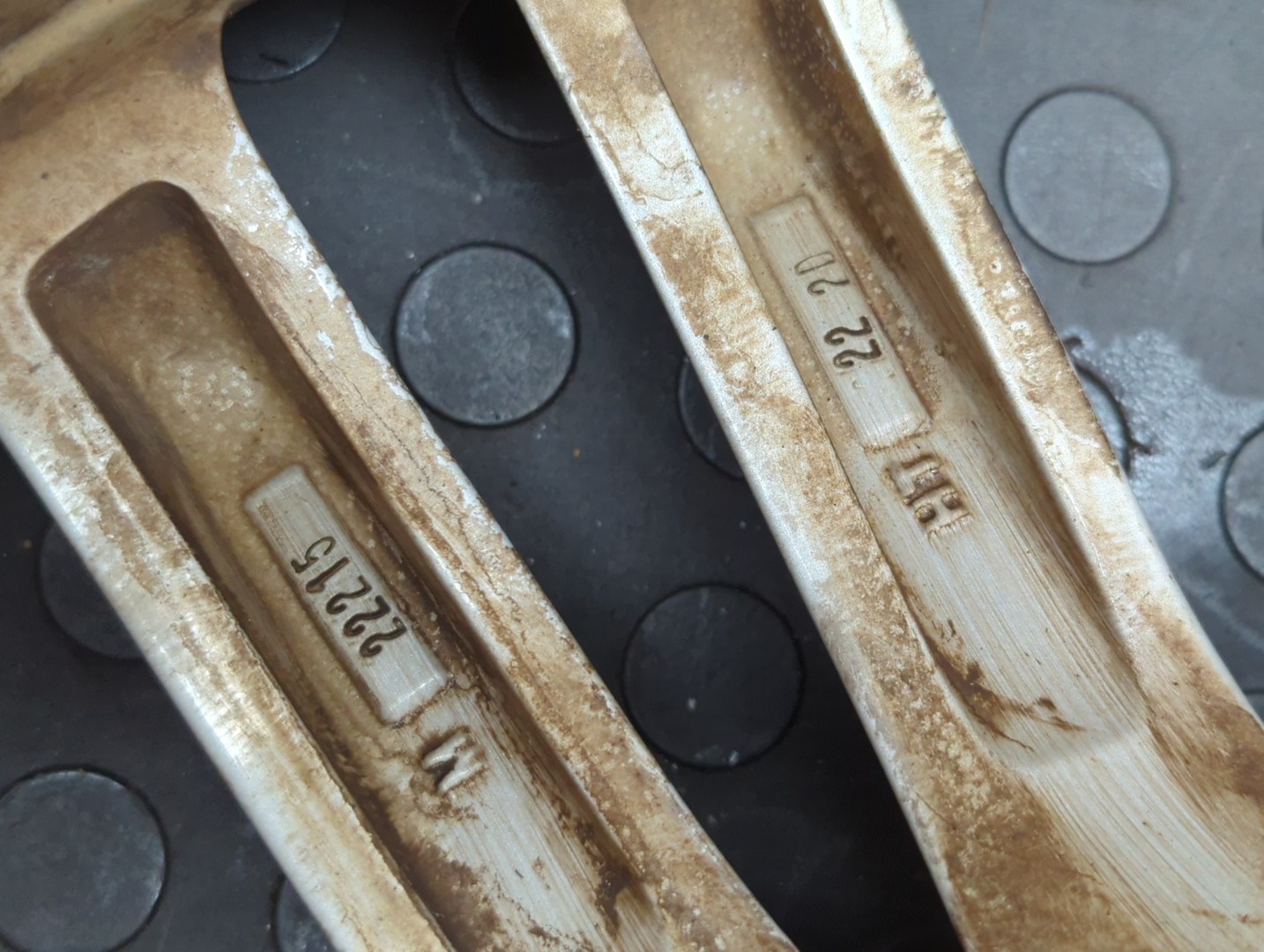 Диск колесный литой легкий сплав