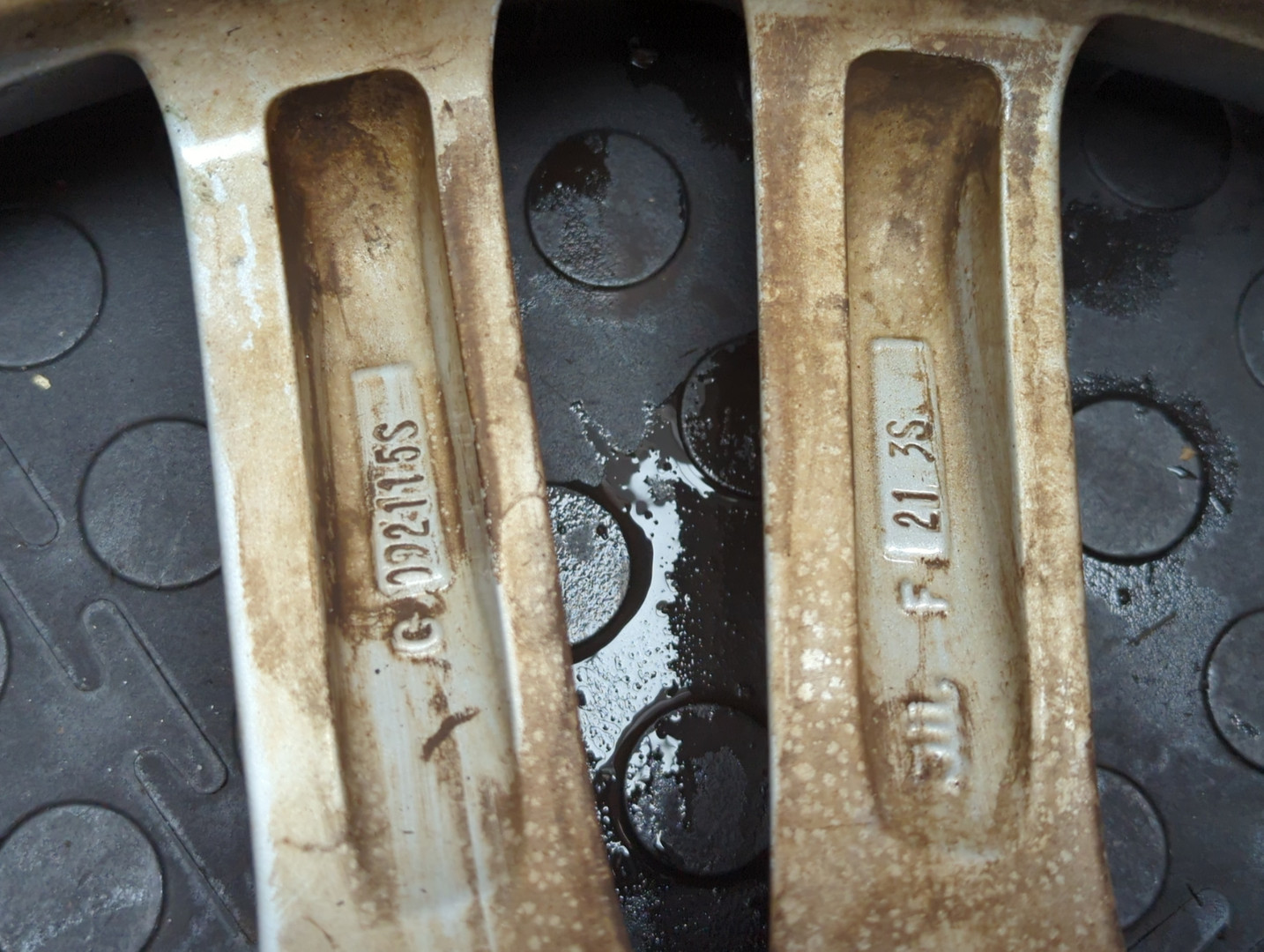 Диск колесный литой легкий сплав