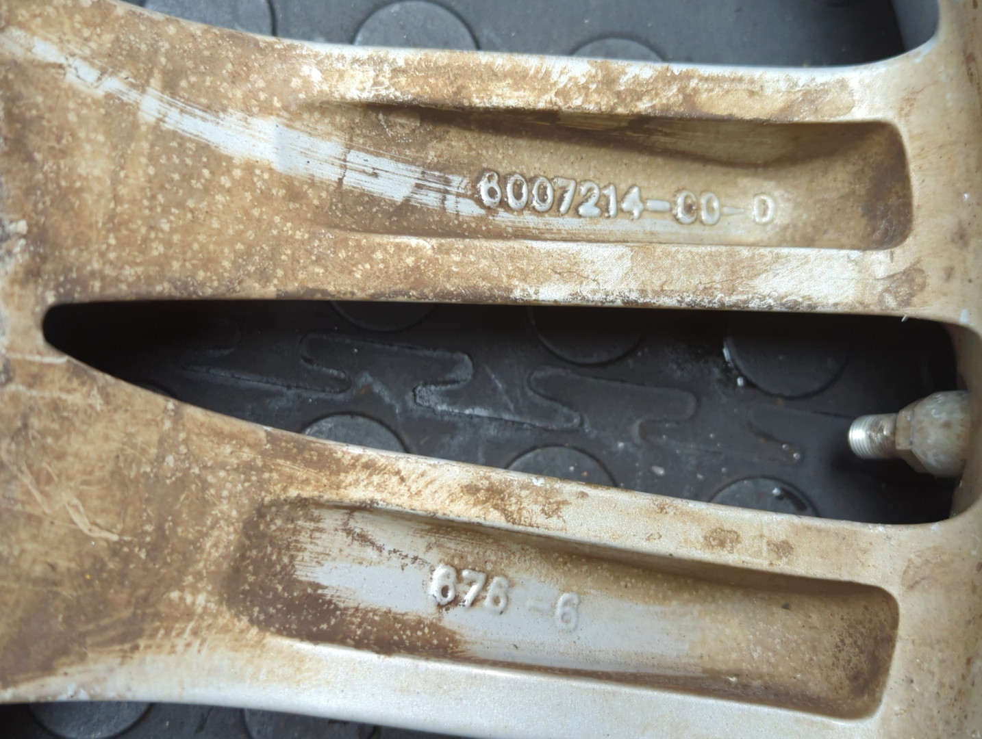 Диск колесный литой легкий сплав