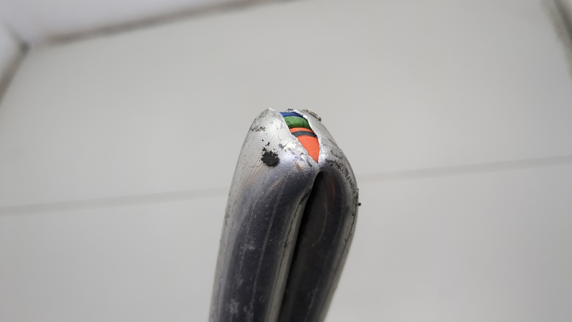 Провод высокого напряжения