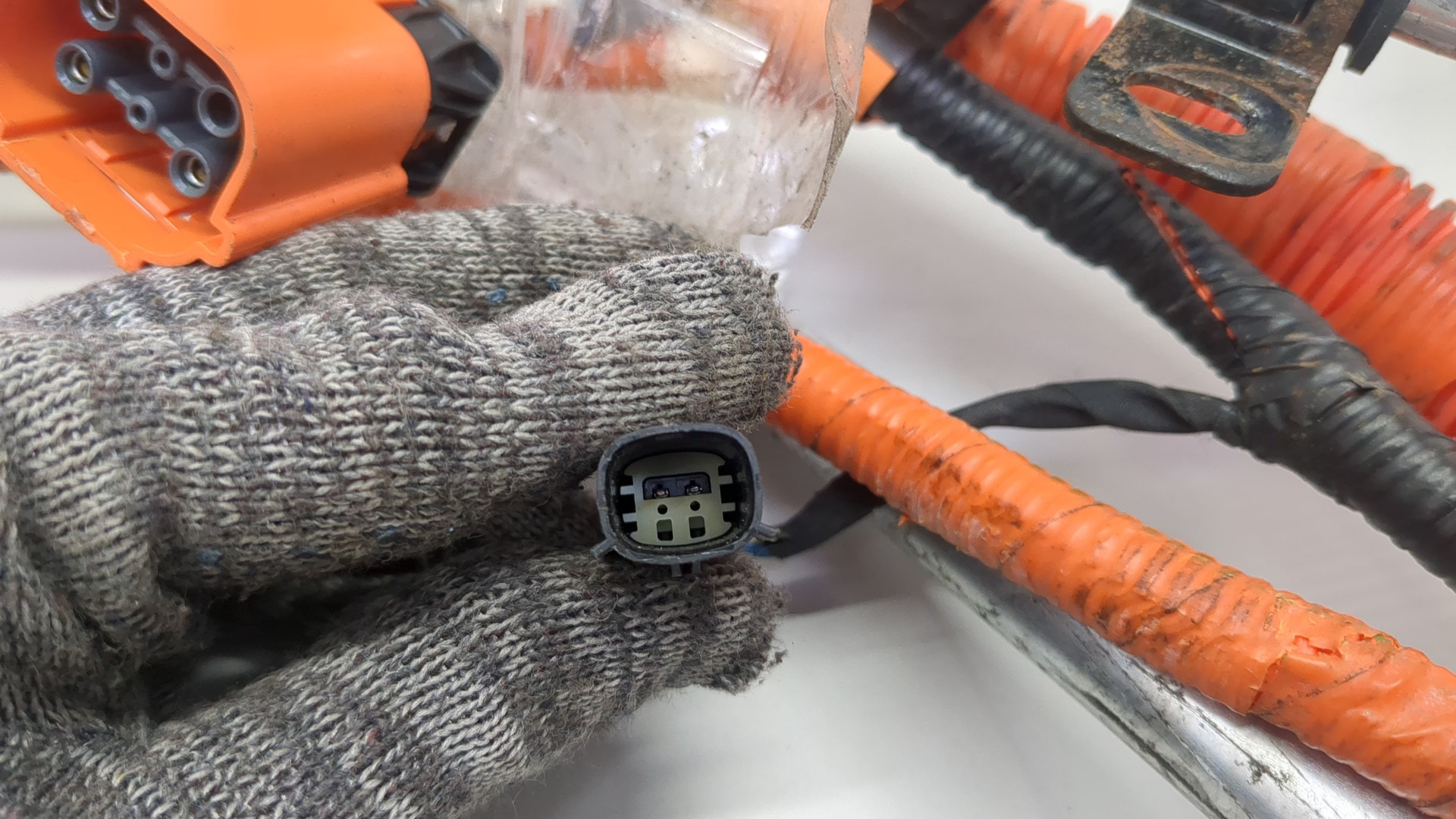 Провод высокого напряжения