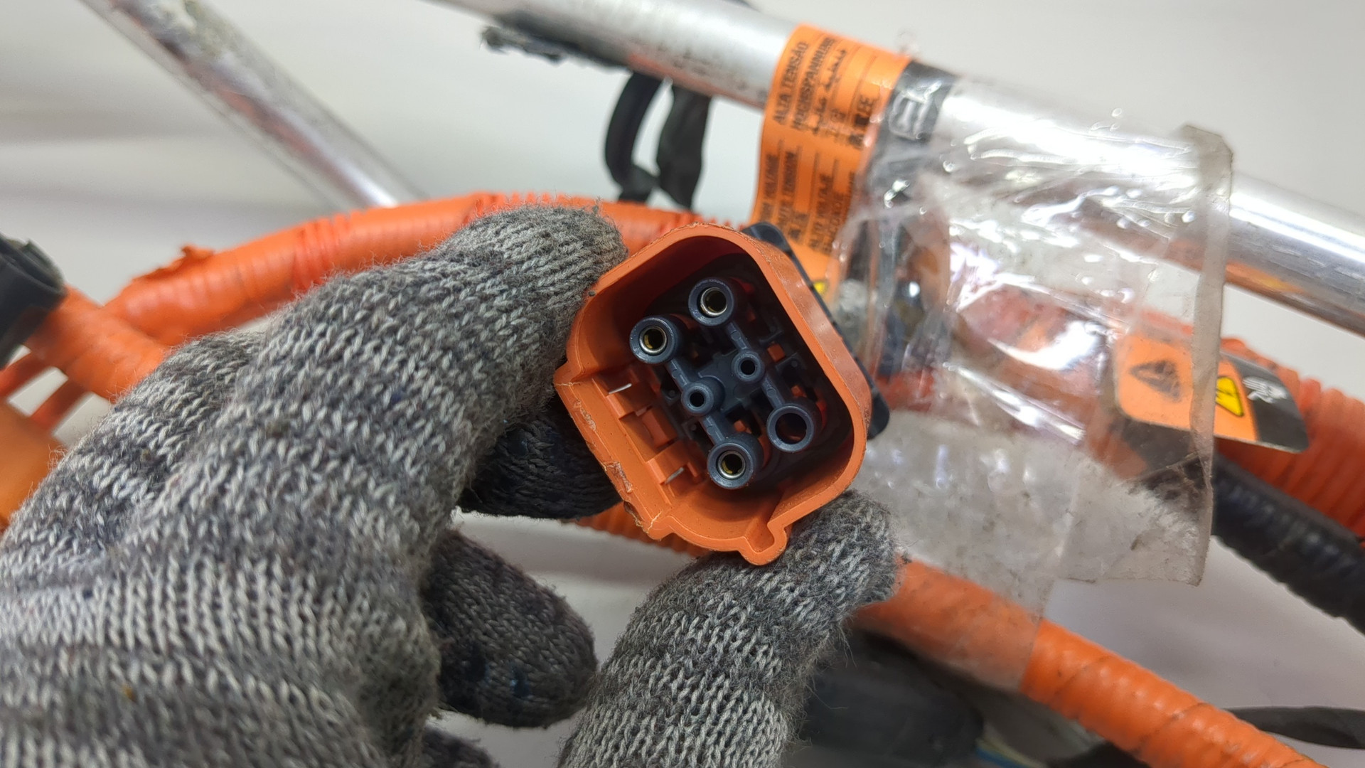 Провод высокого напряжения