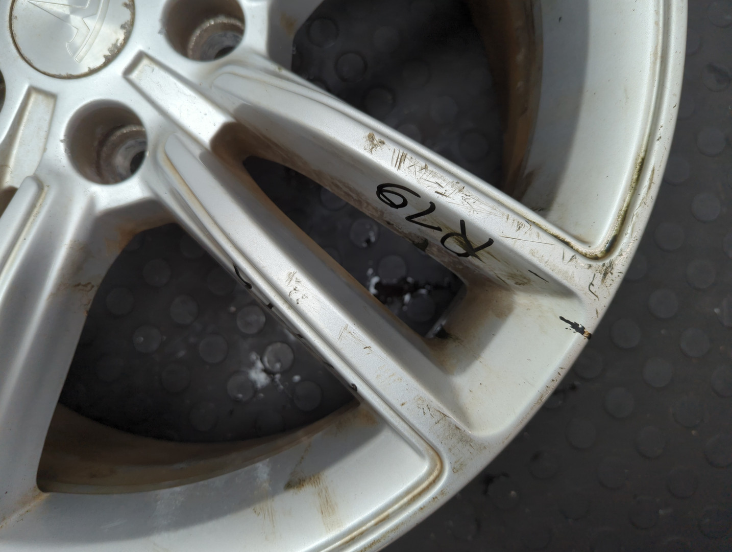 Диск колесный литой легкий сплав