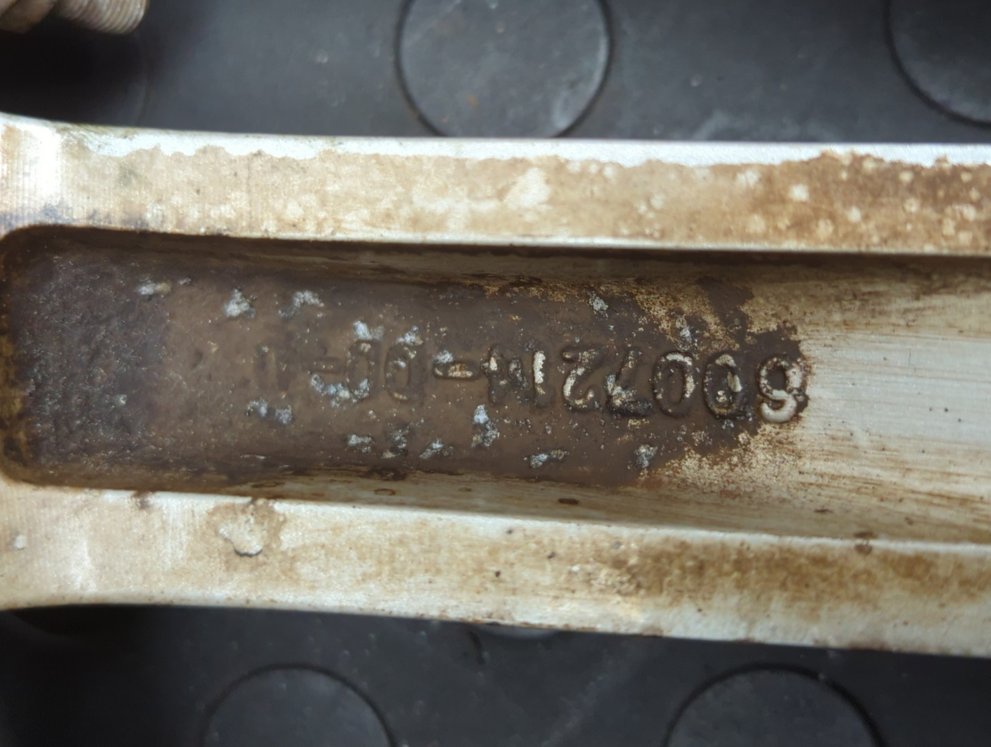 Диск колесный литой легкий сплав