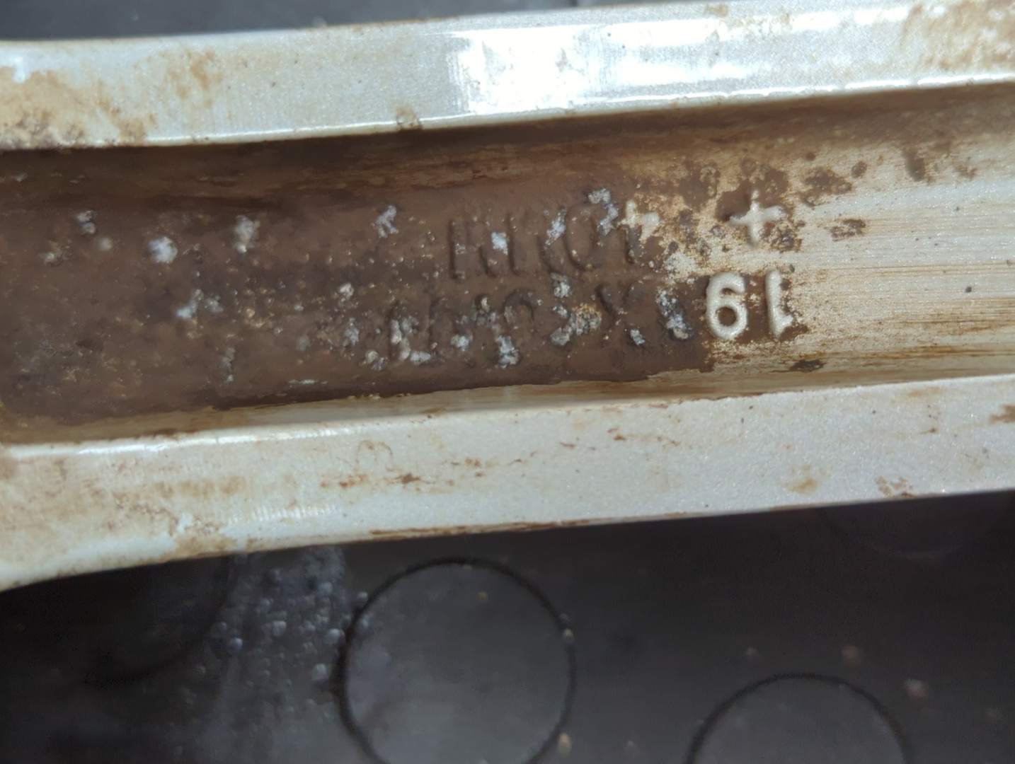 Диск колесный литой легкий сплав