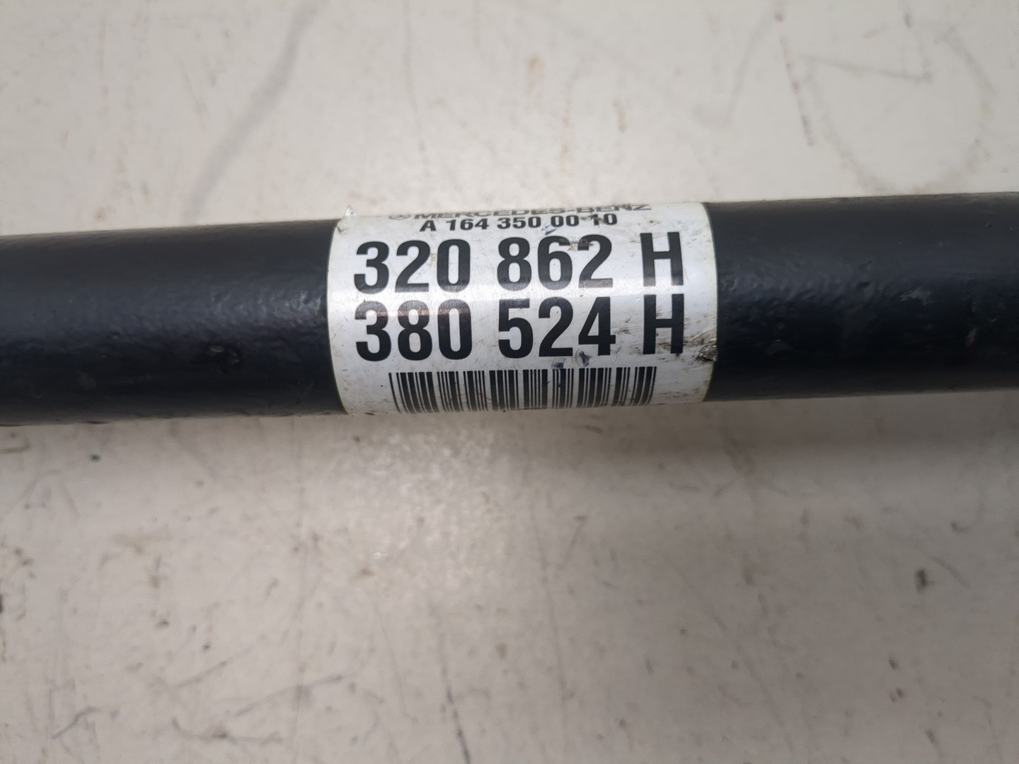 Полуось задняя