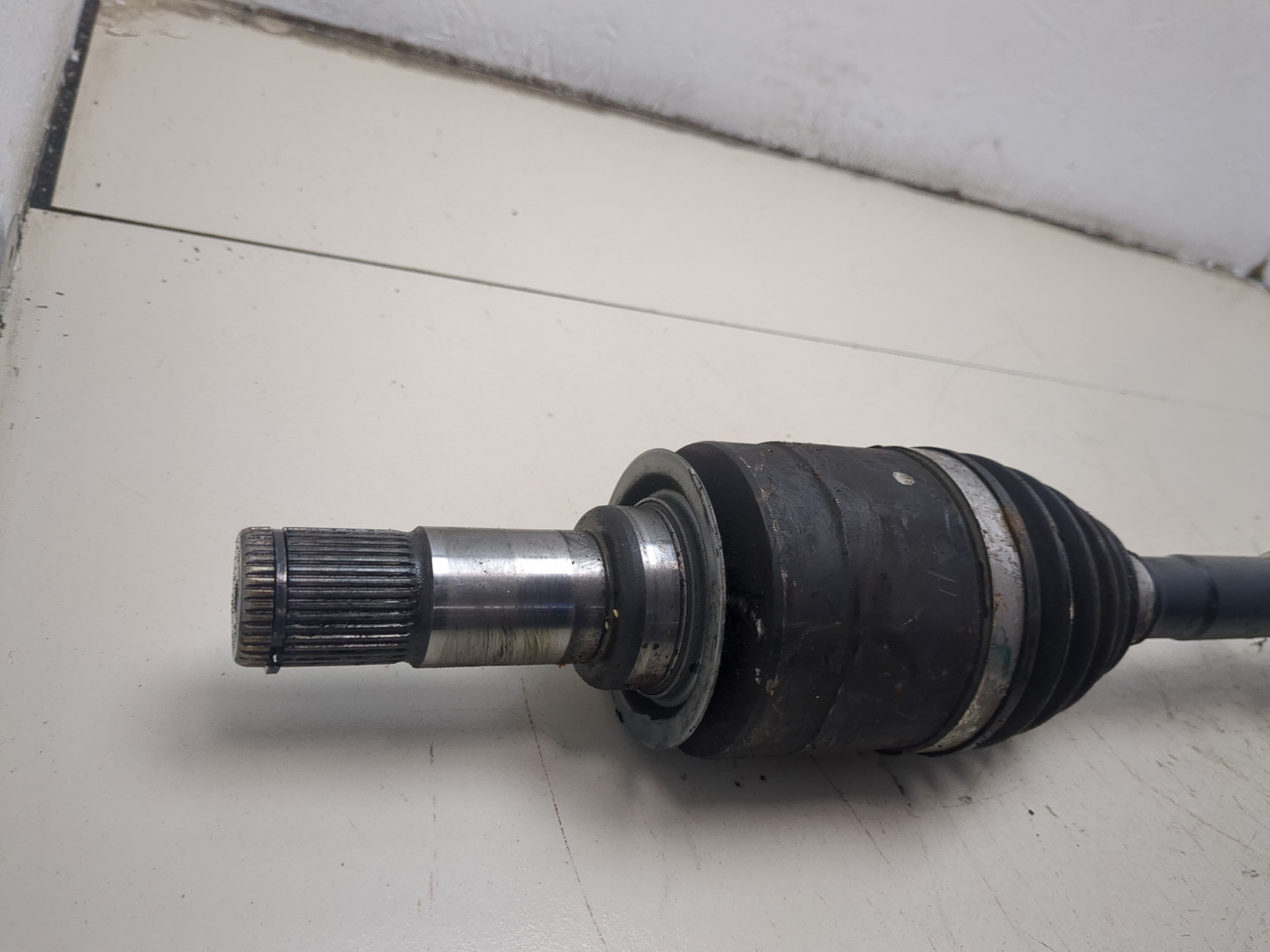 Полуось задняя