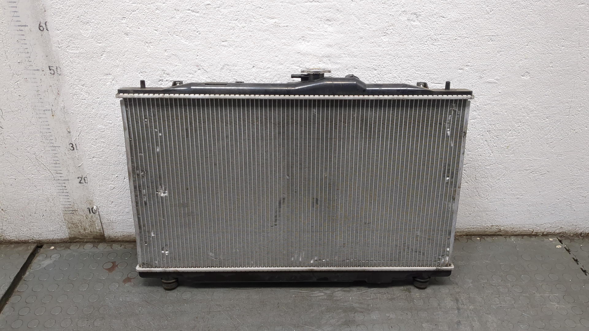 Радиатор охлаждения двигателя основной