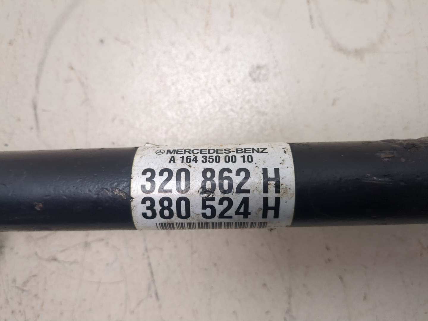 Полуось задняя