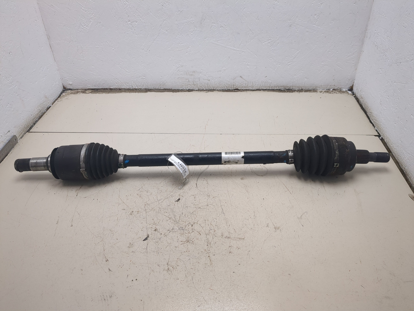 Полуось задняя