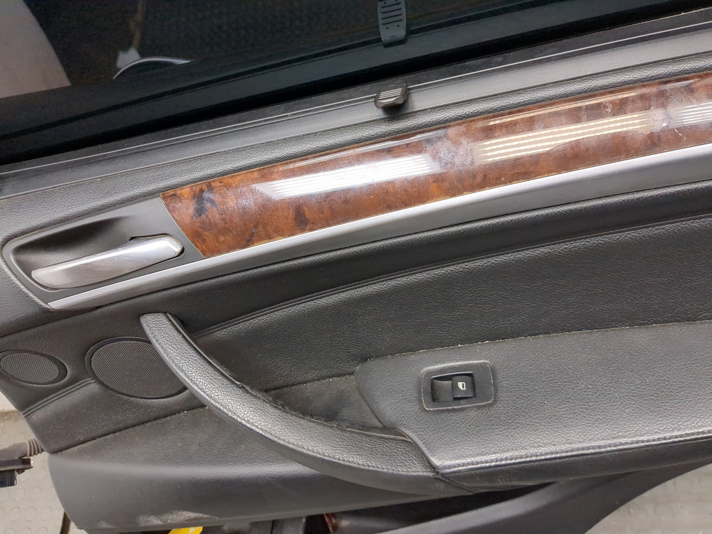 Дверь задняя правая