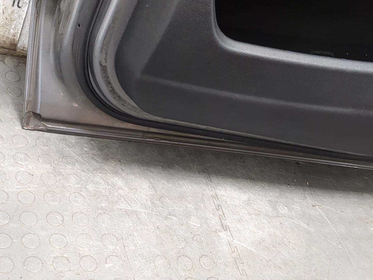 Дверь передняя правая