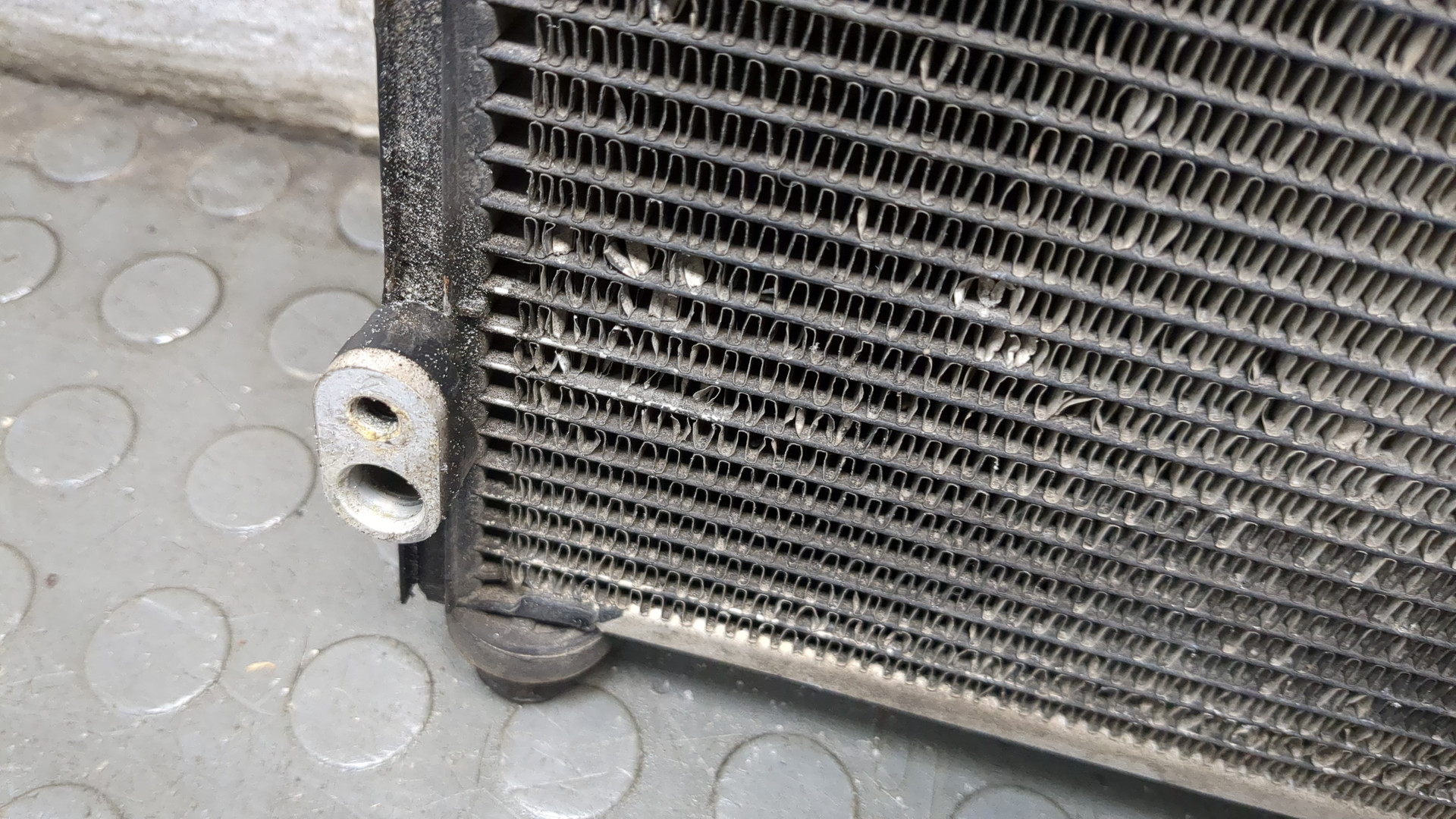 Радиатор кондиционера / конденсер