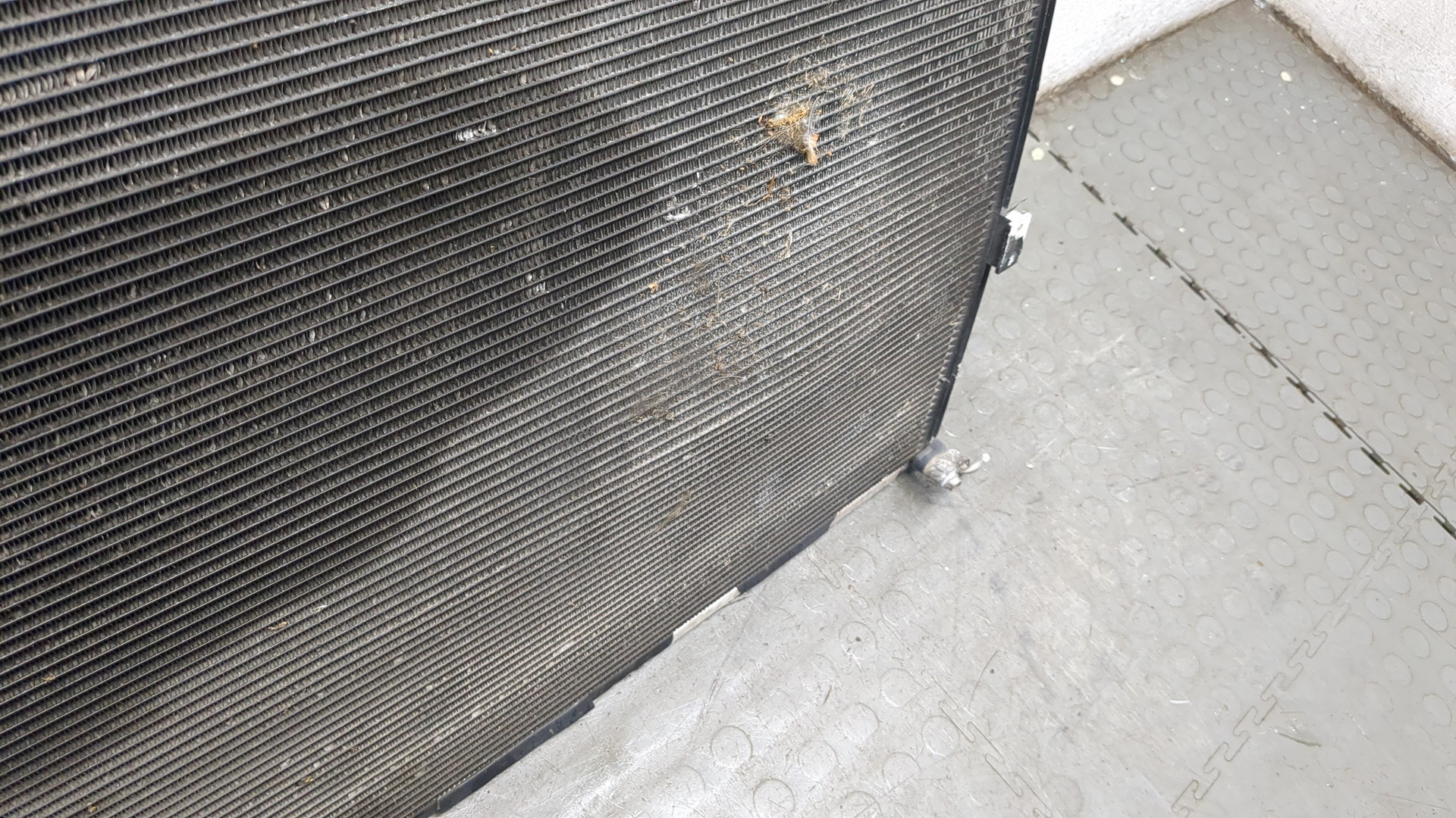 Радиатор кондиционера / конденсер