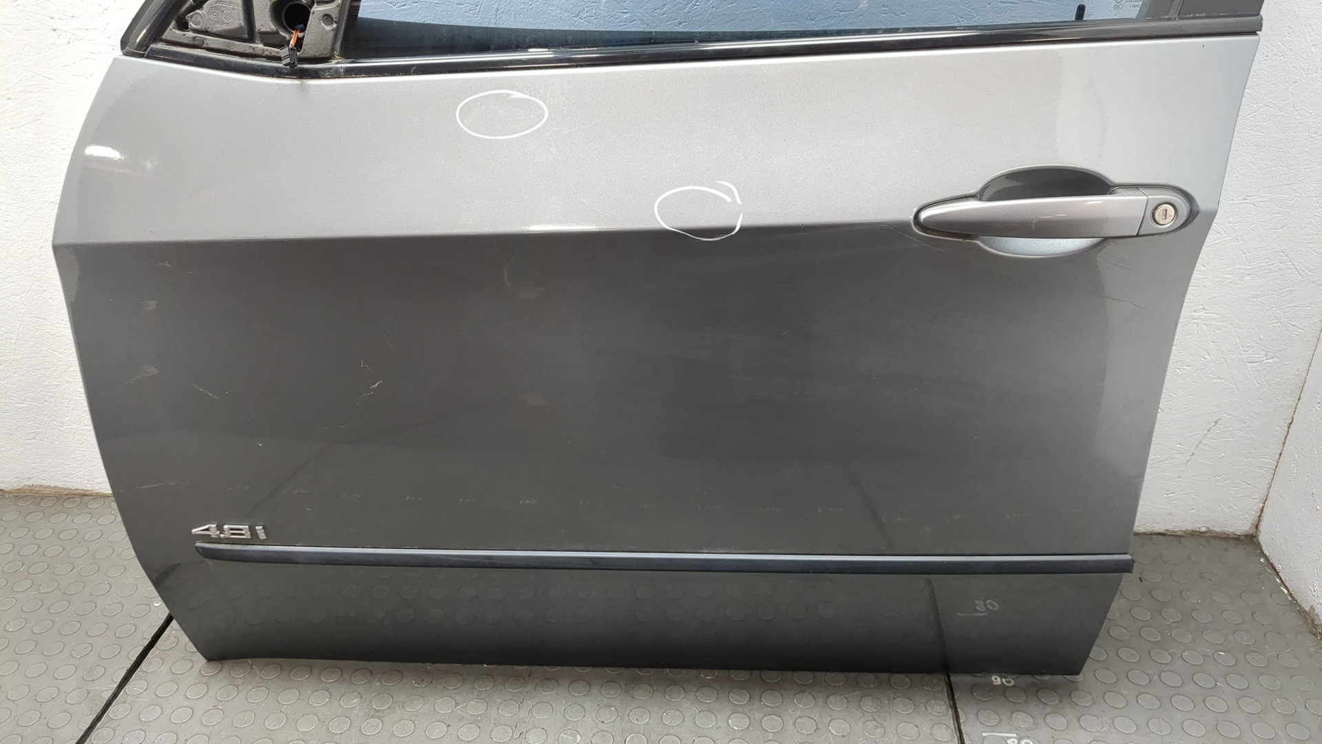 Дверь передняя левая