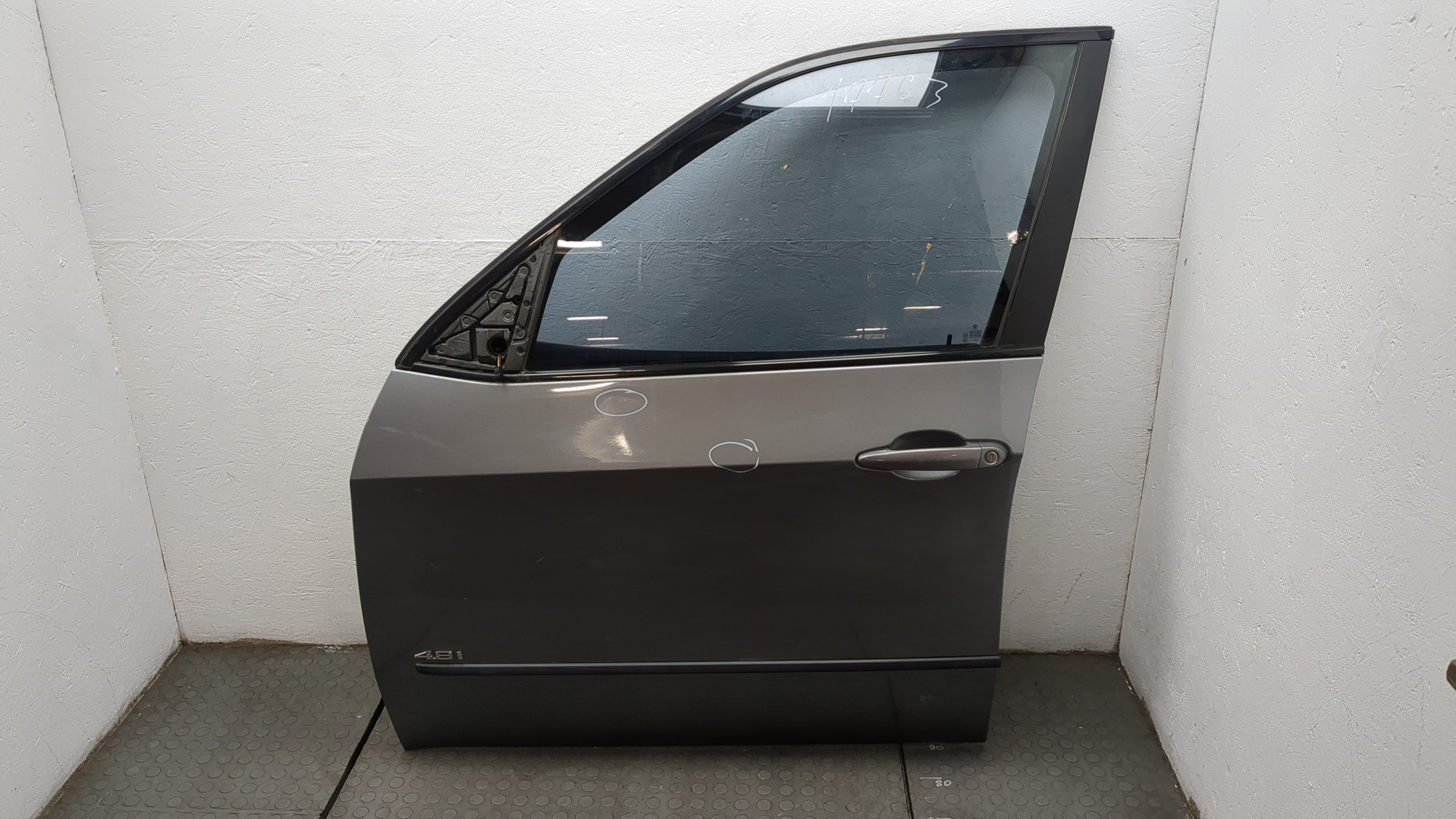 Дверь передняя левая