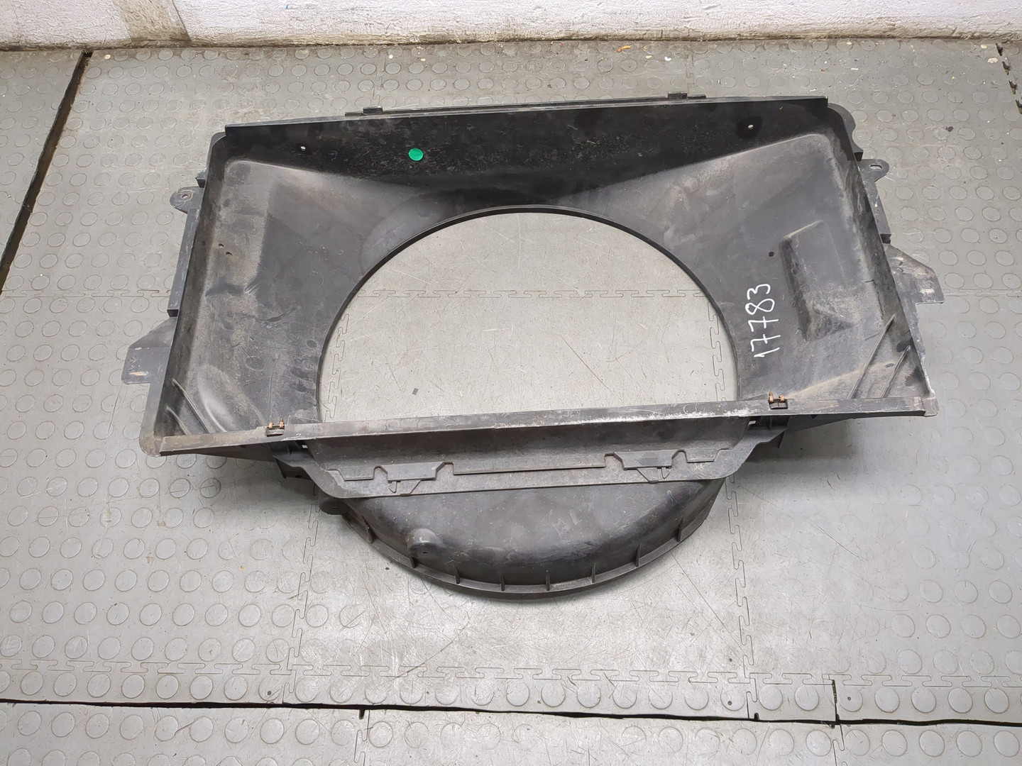 Диффузор вентилятора