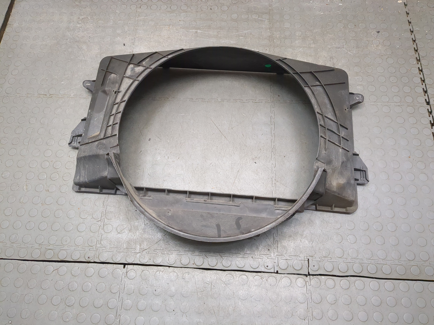 Диффузор вентилятора