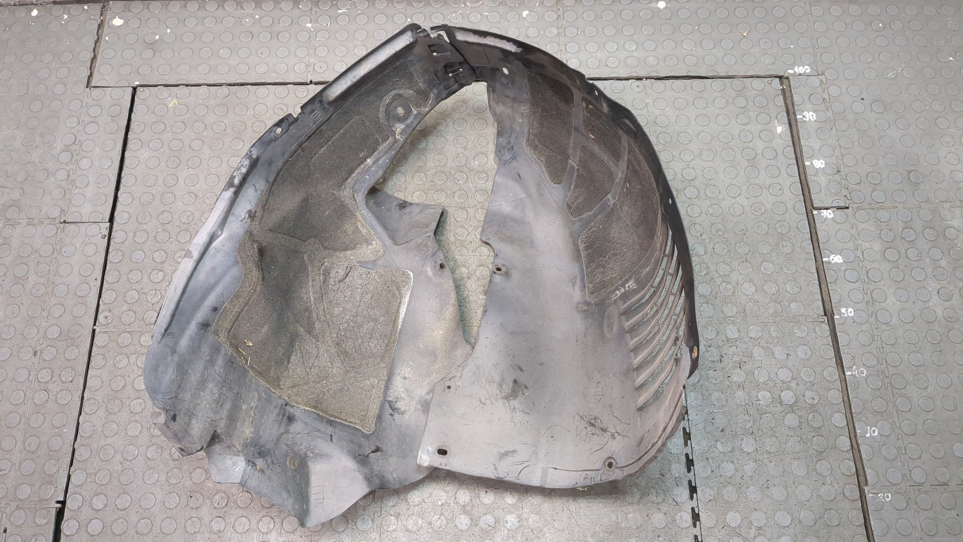 Локер передний правый