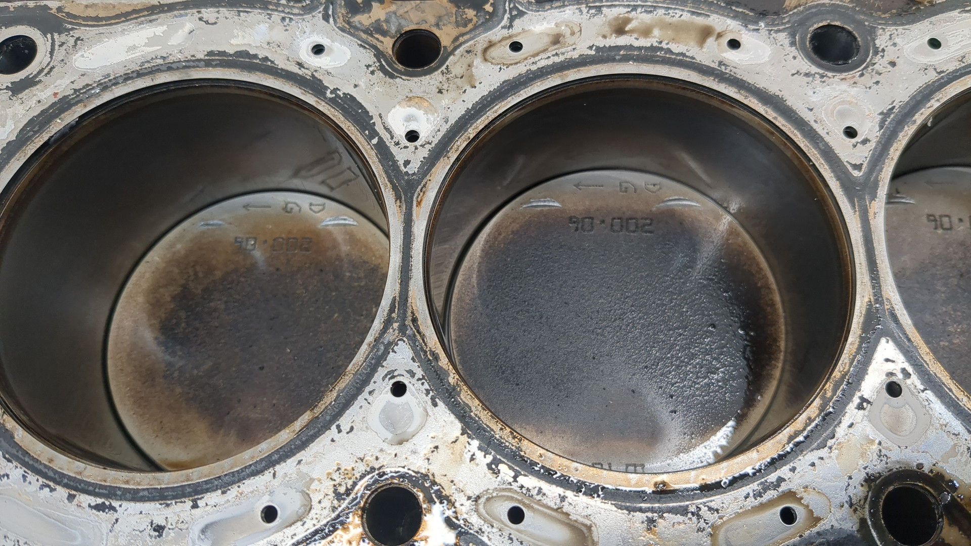 Блок двигателя