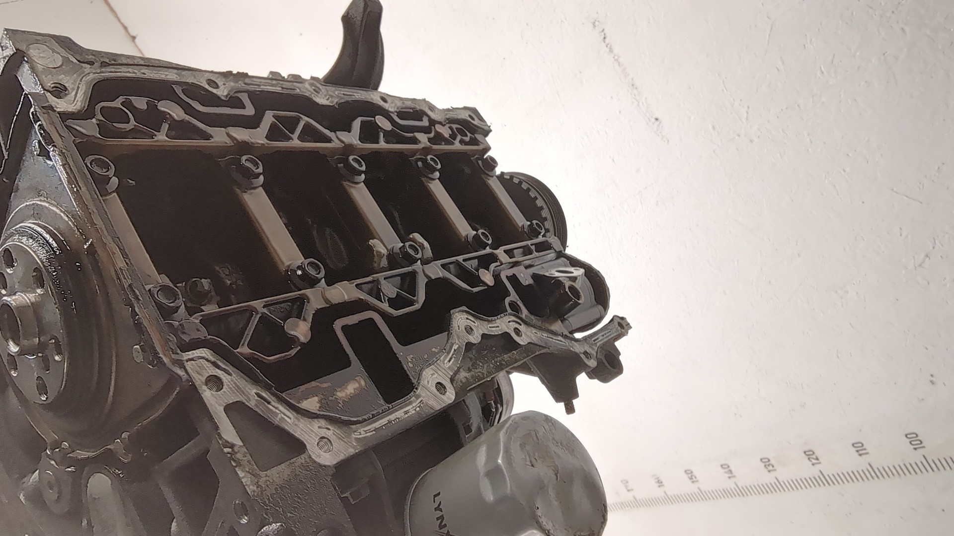 Блок двигателя