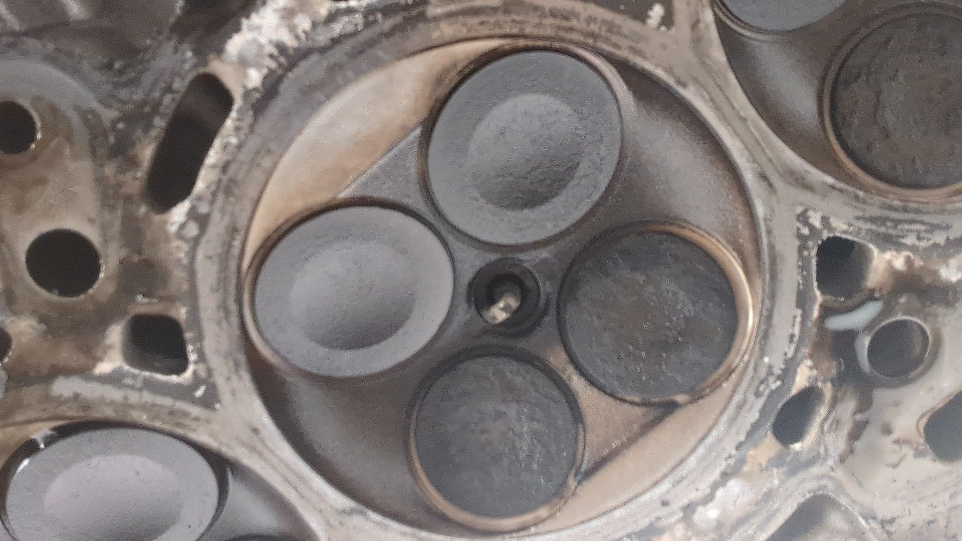 Головка блока цилиндров