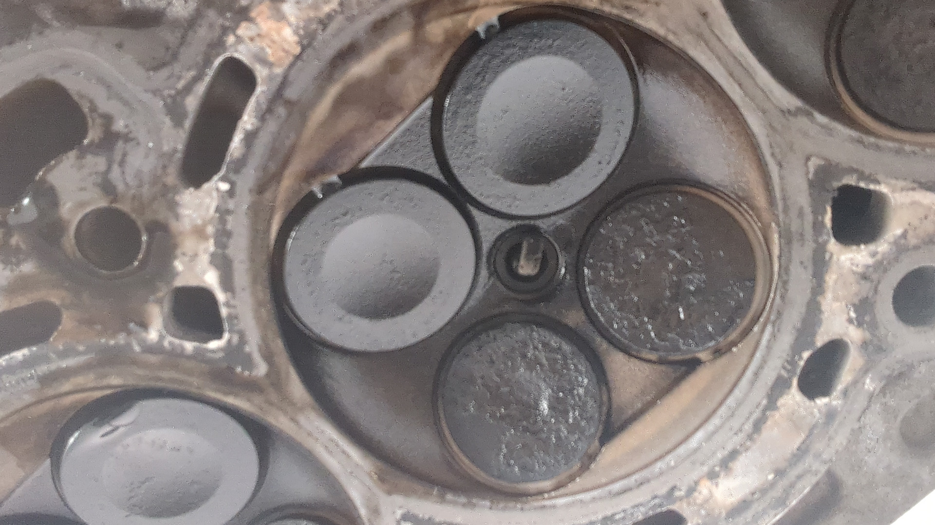 Головка блока цилиндров