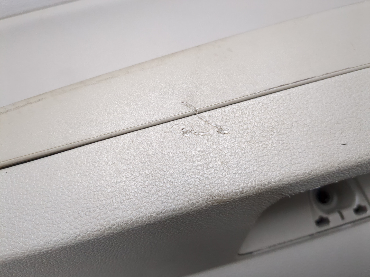 Обшивка двери передней правой