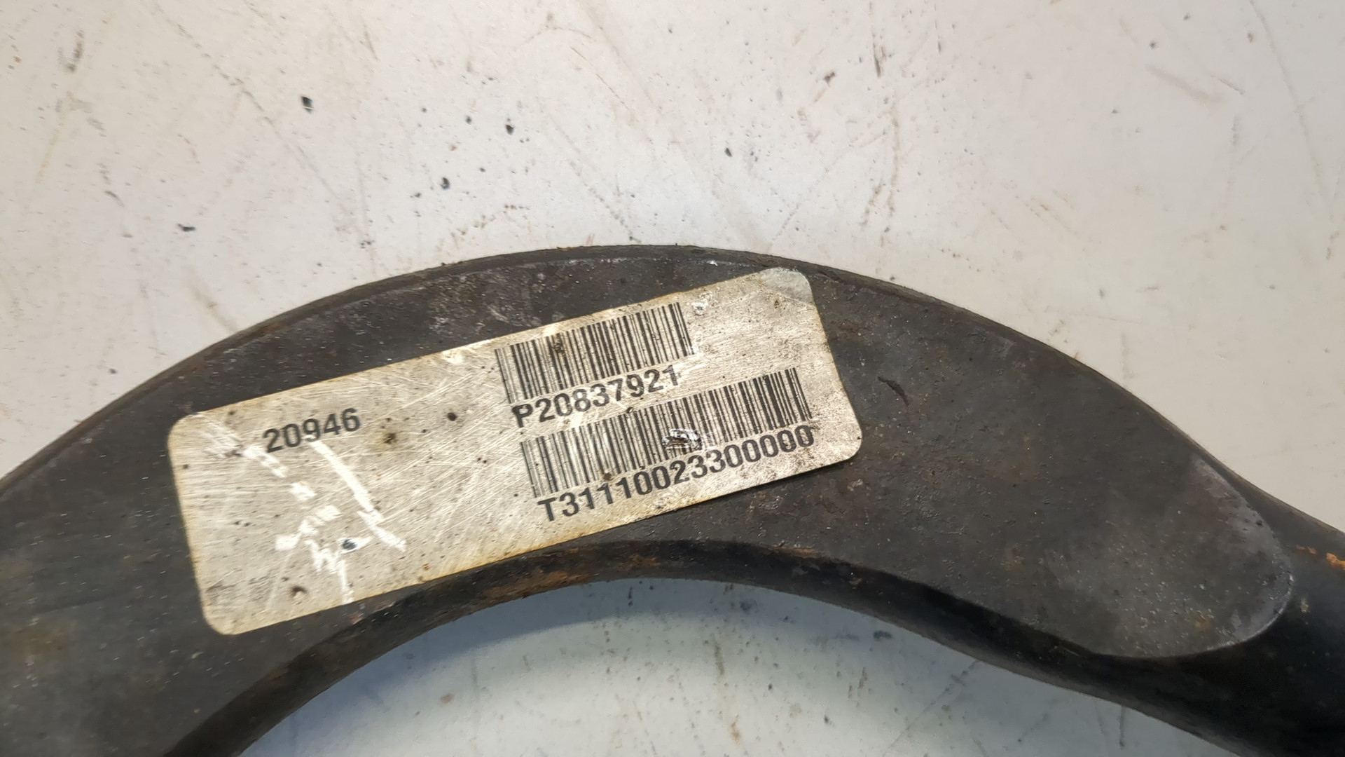 Рычаг задний правый