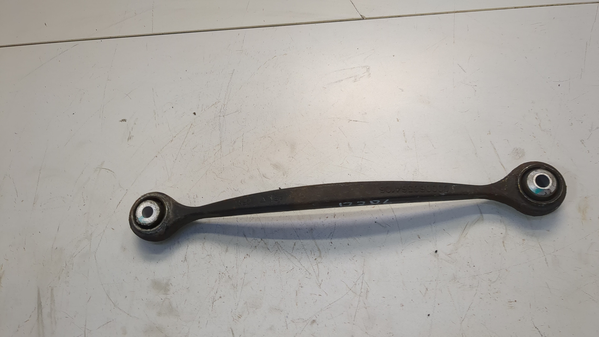 Рычаг задний