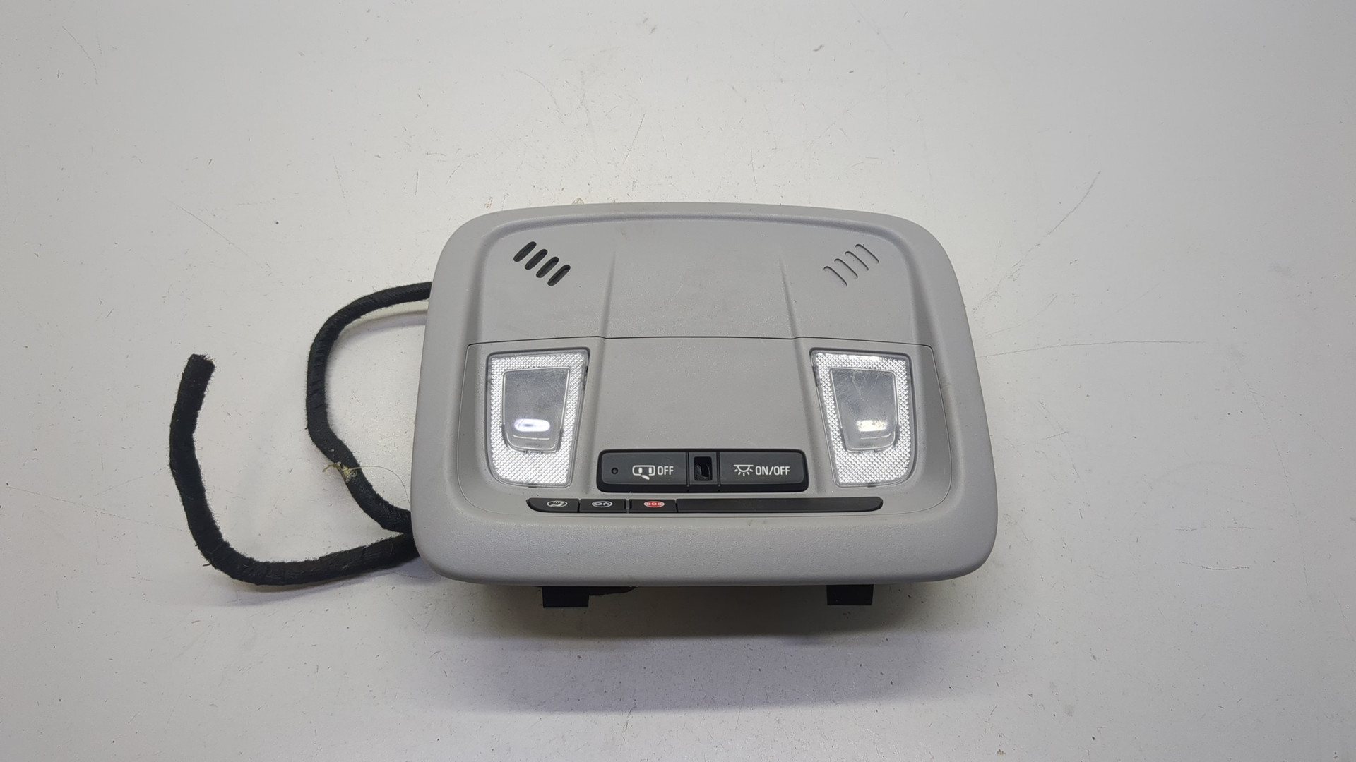 Плафон салонный