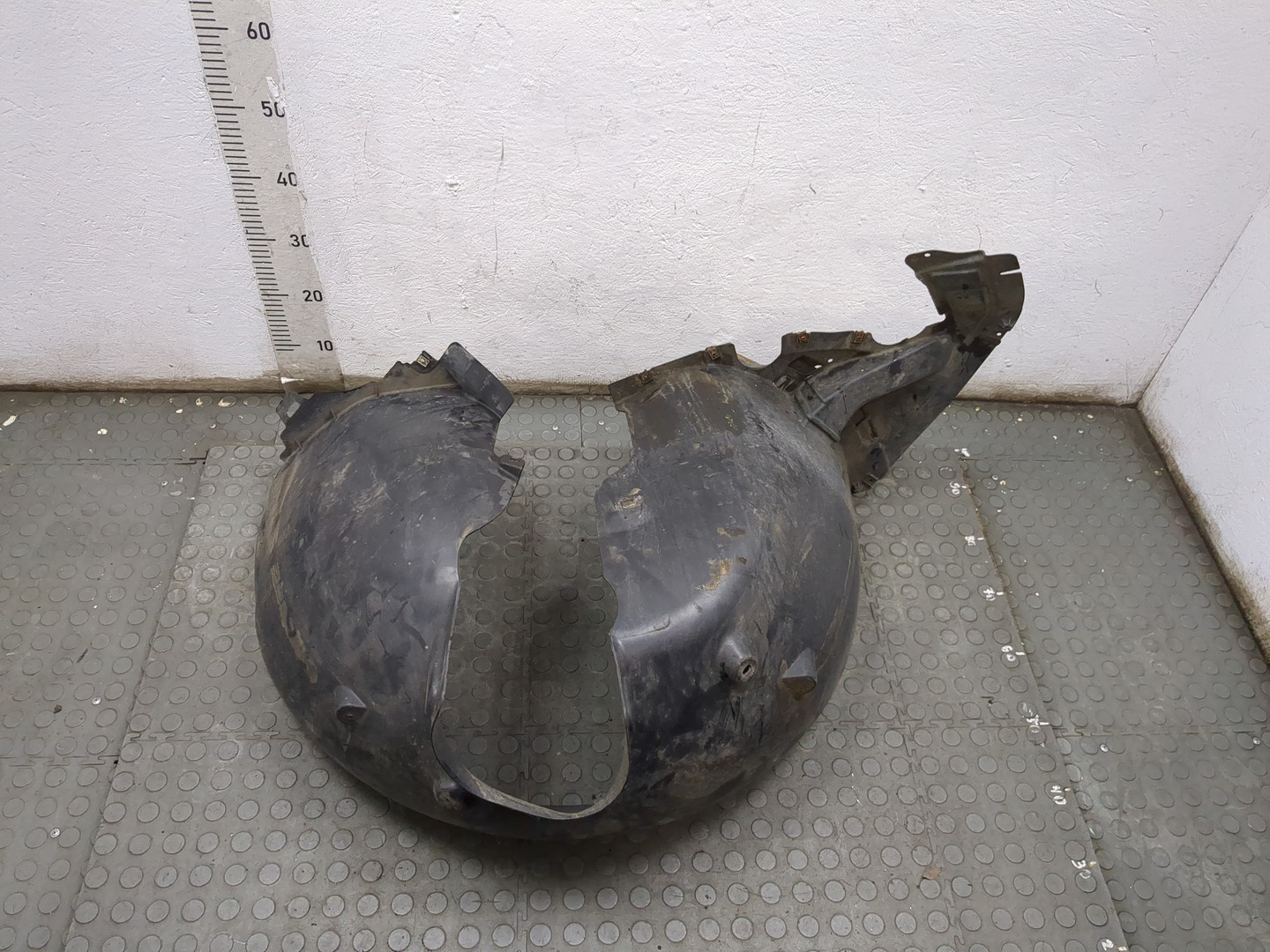 Локер передний правый