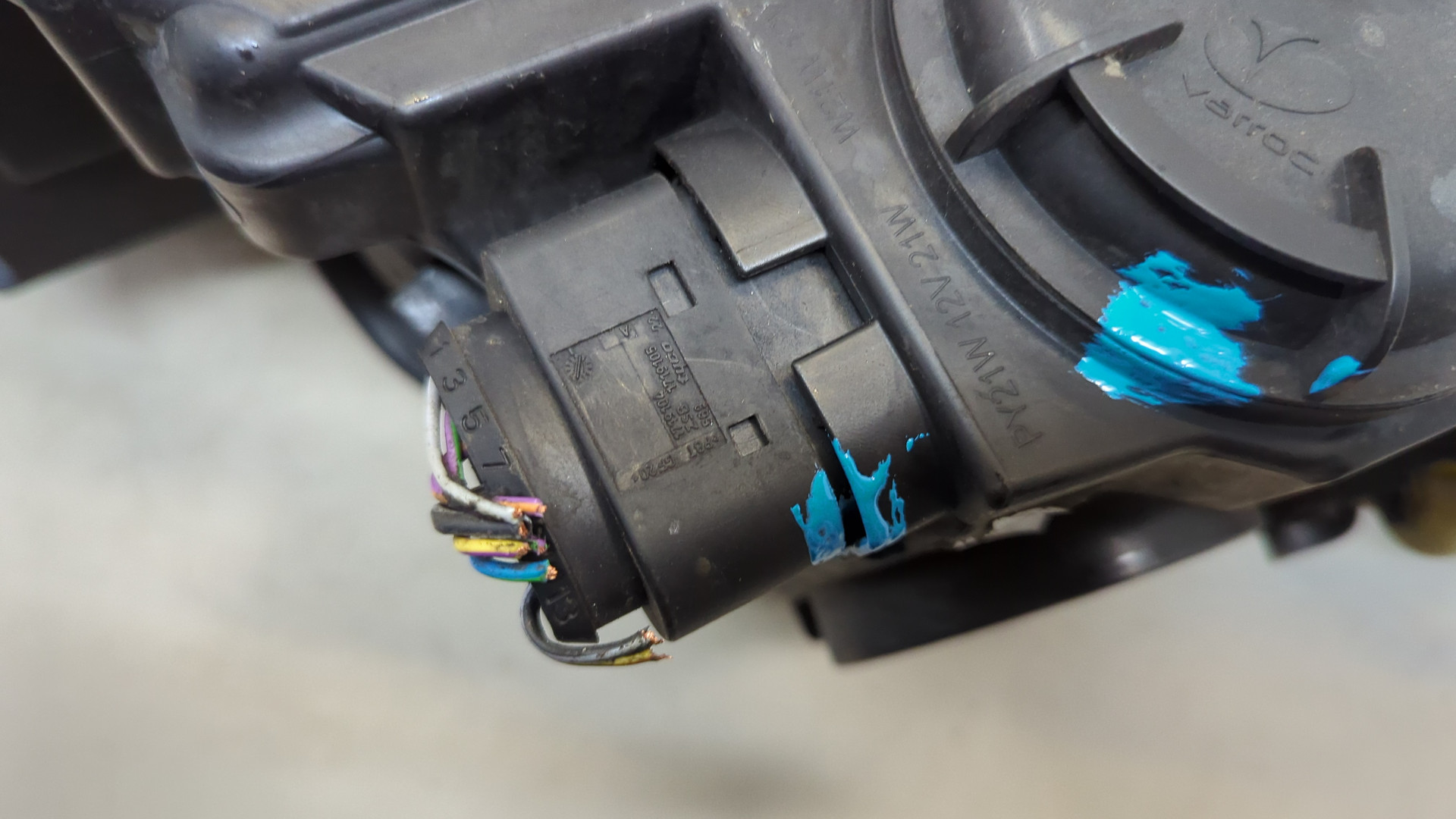 Фара правая