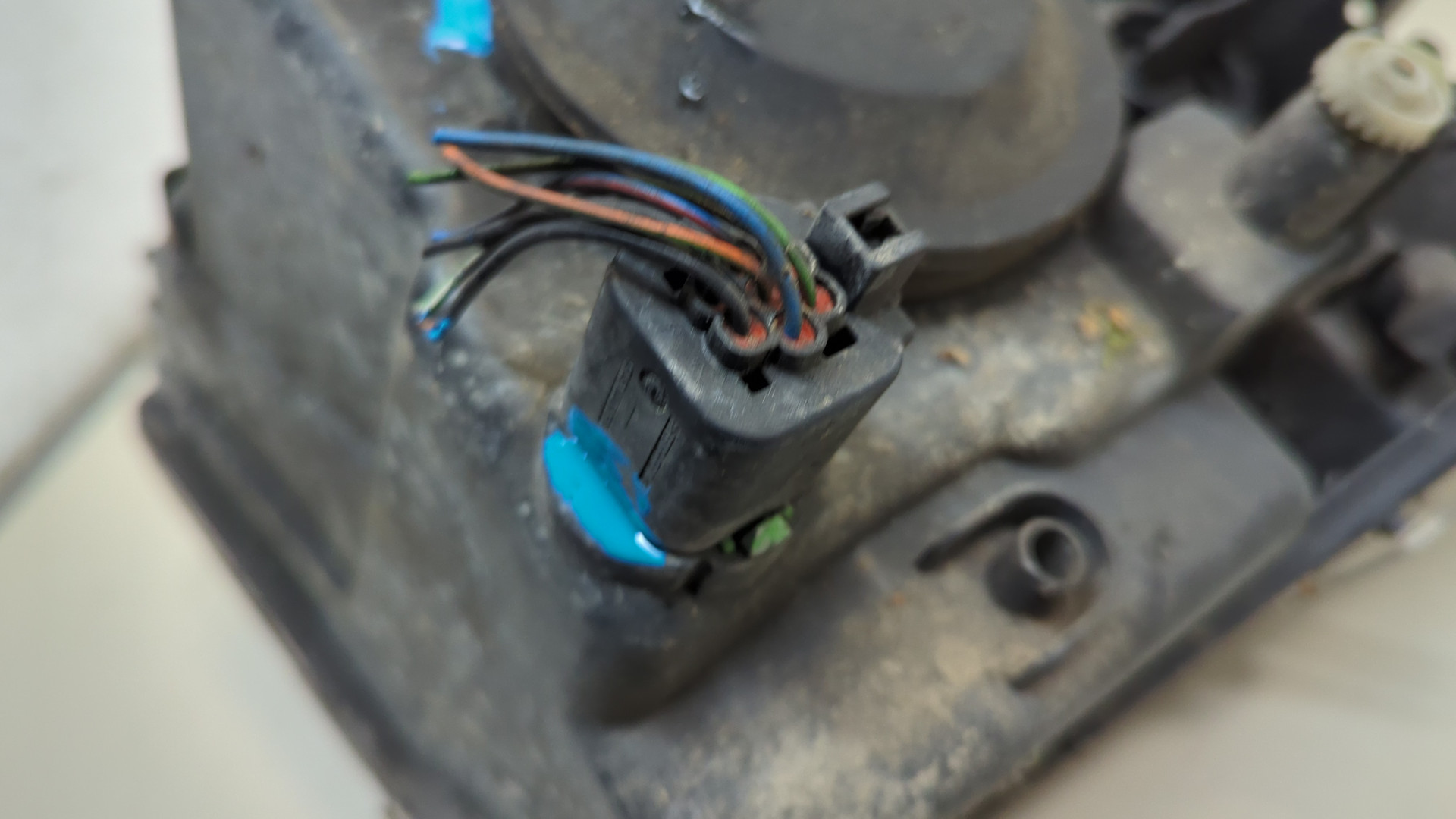 Фара правая