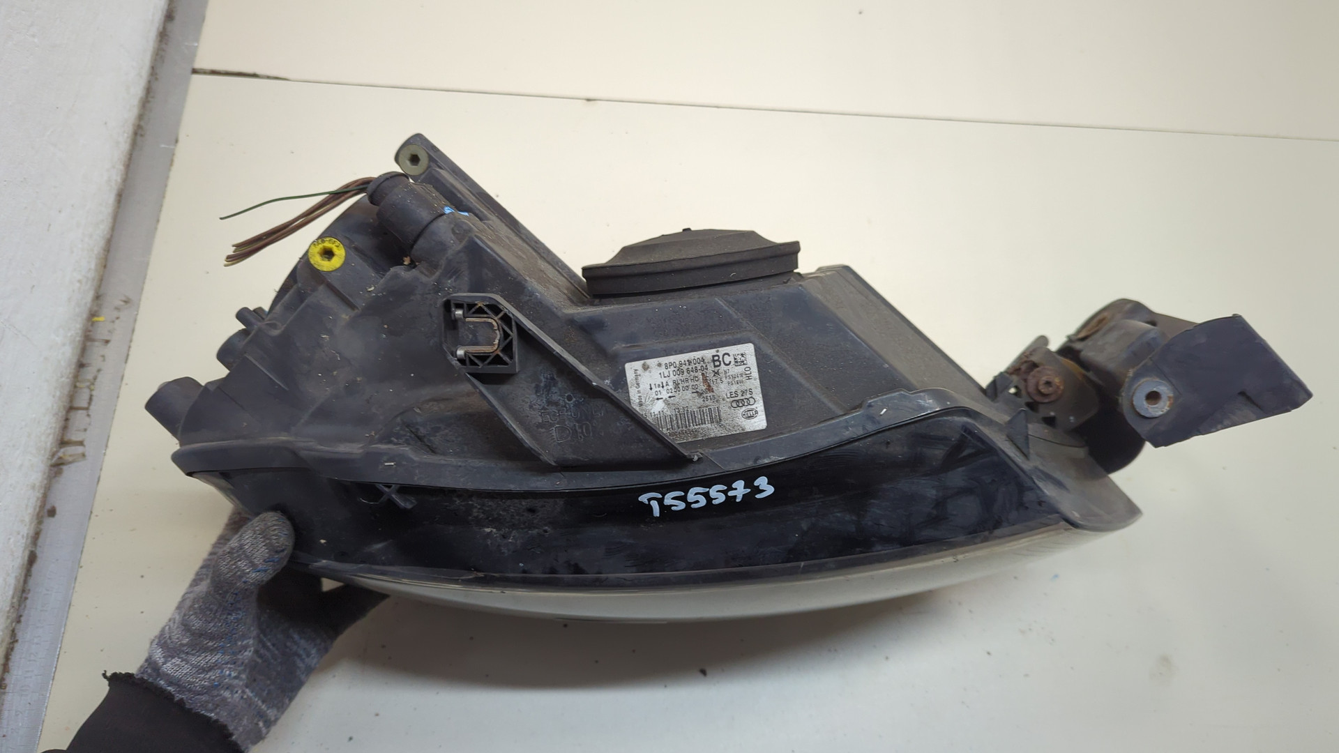 Фара правая