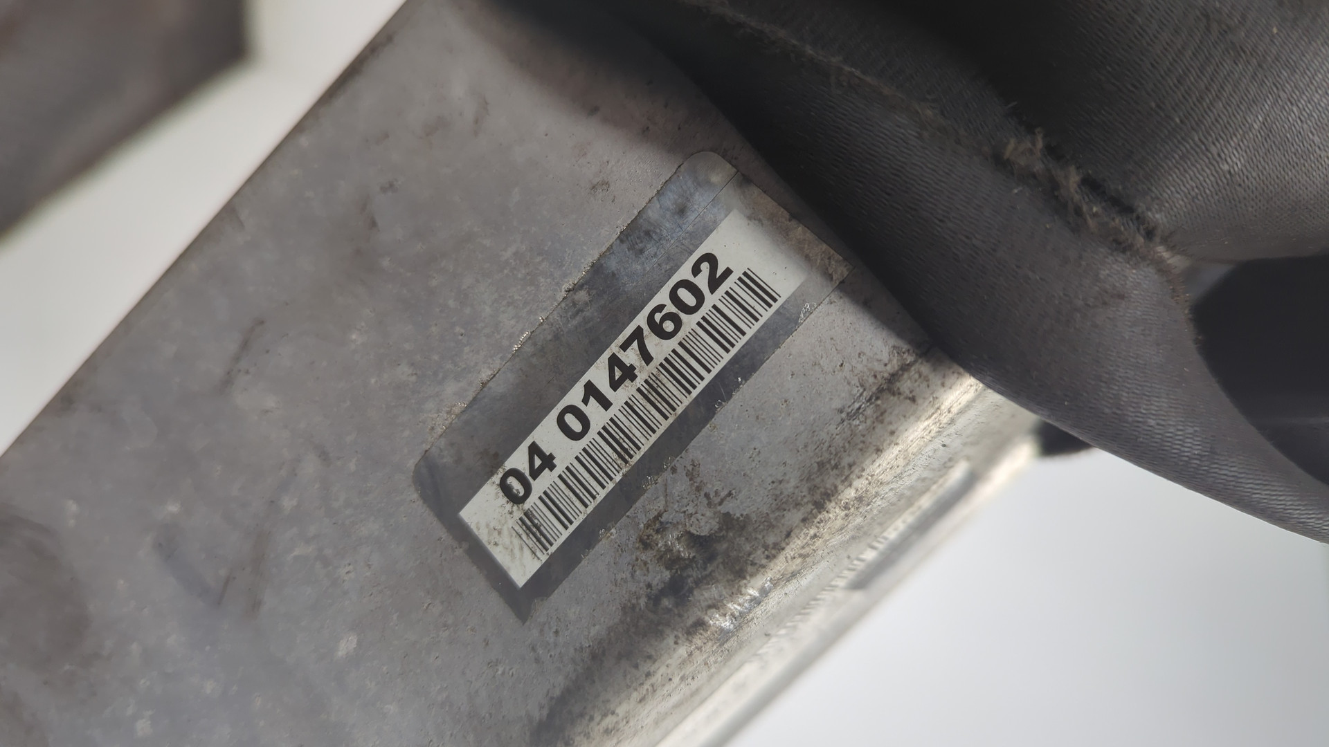 Усилитель заднего бампера