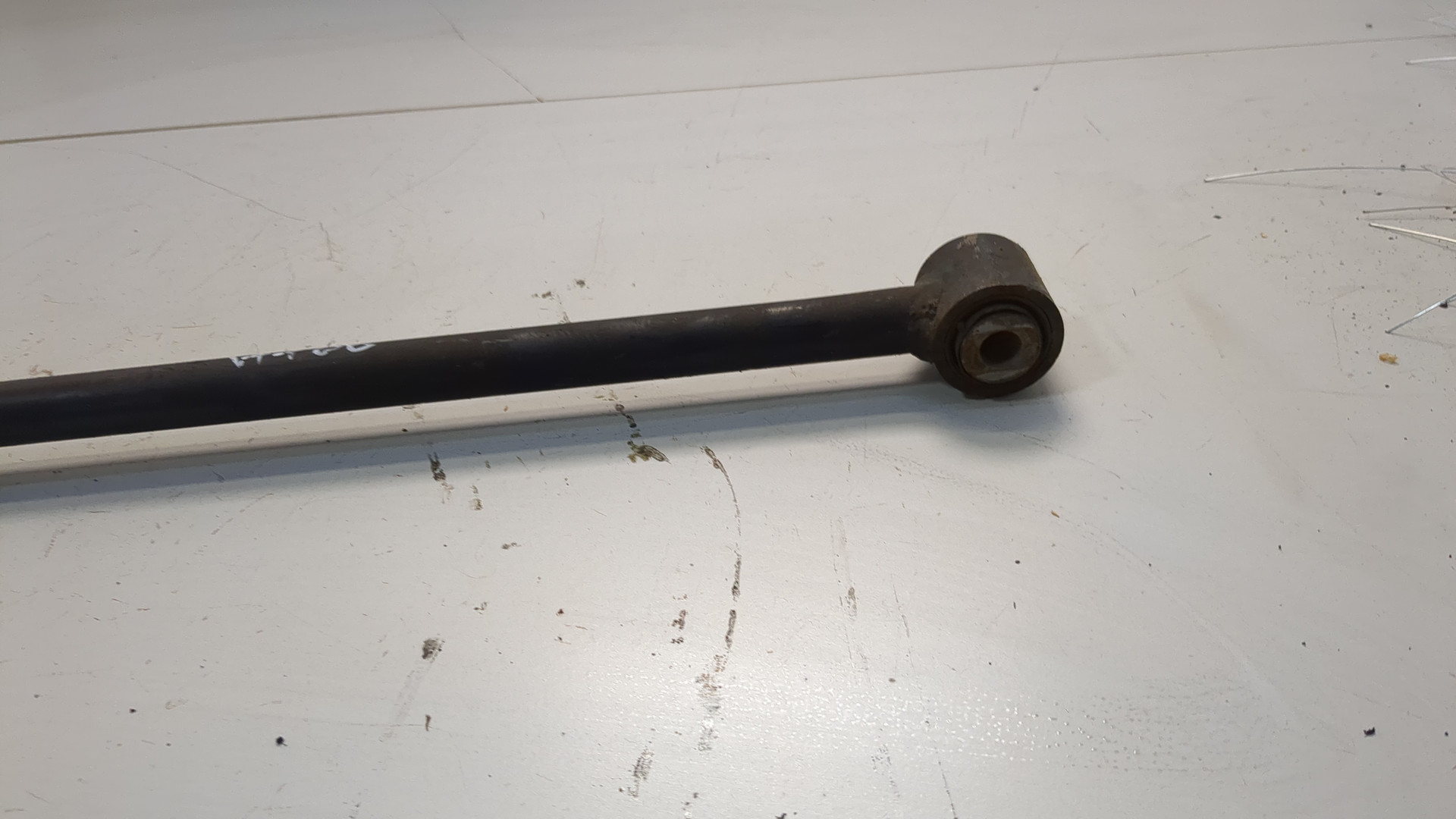 Рычаг задний