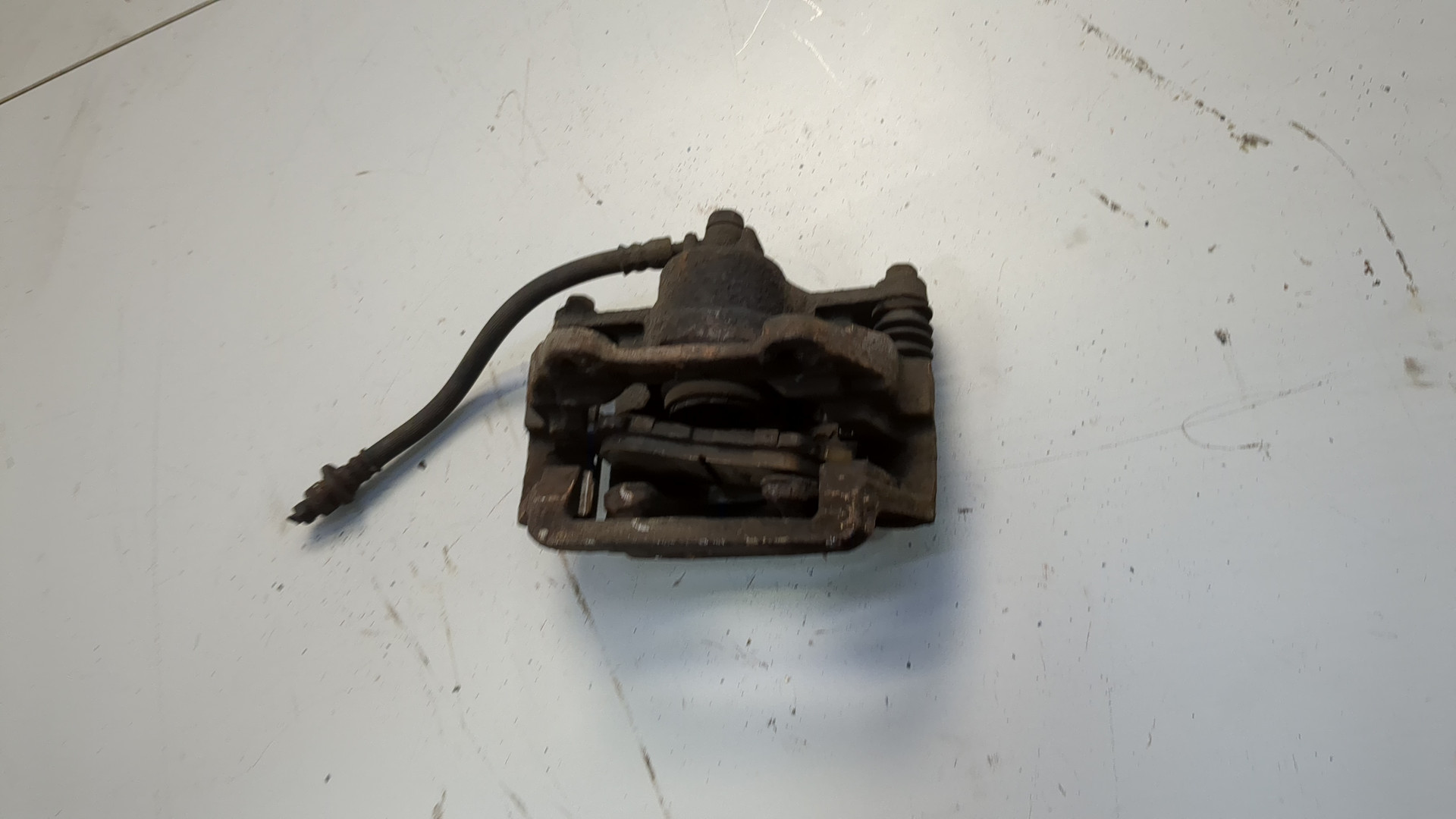 Суппорт задний правый