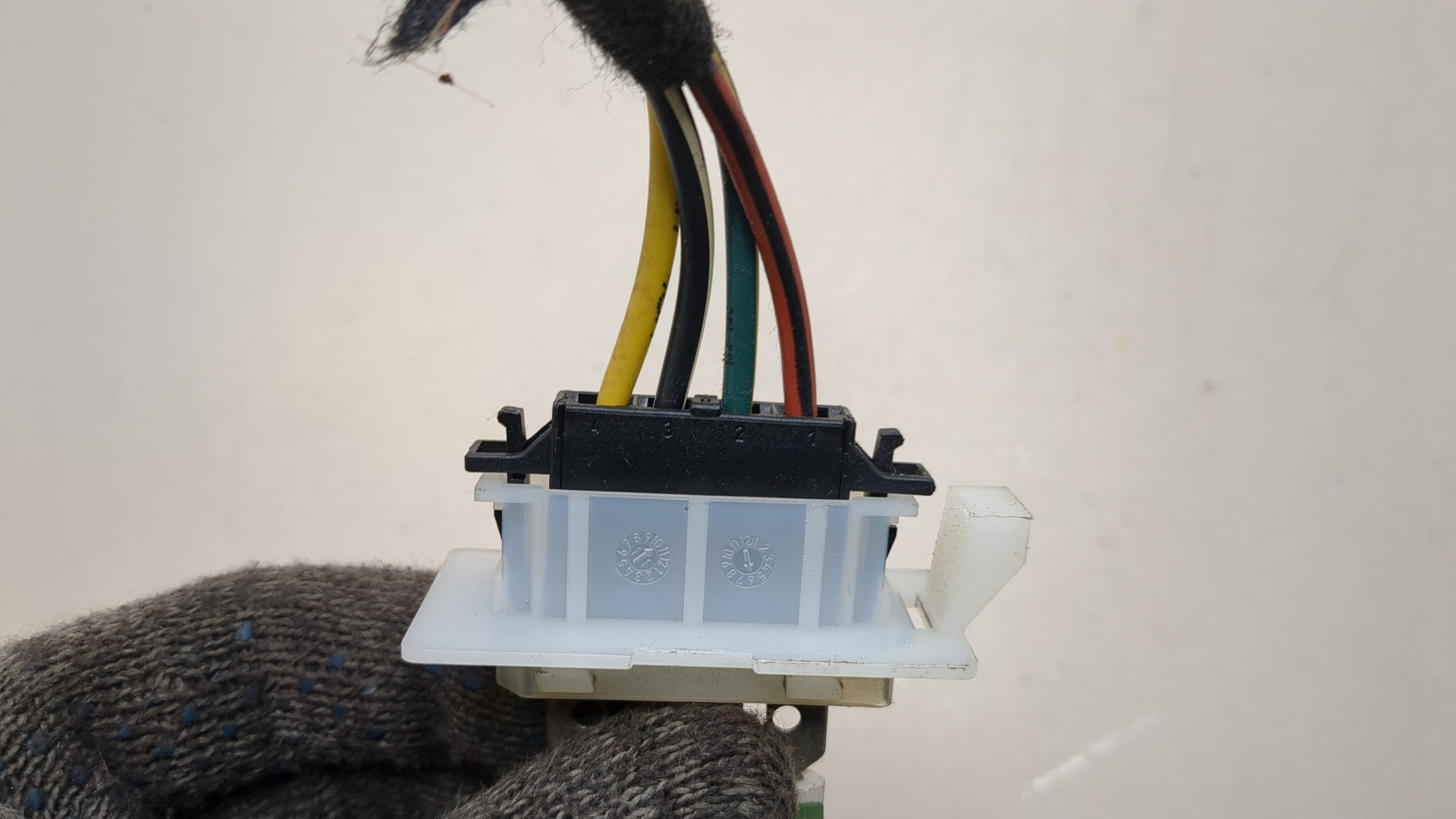 Резистор отопителя