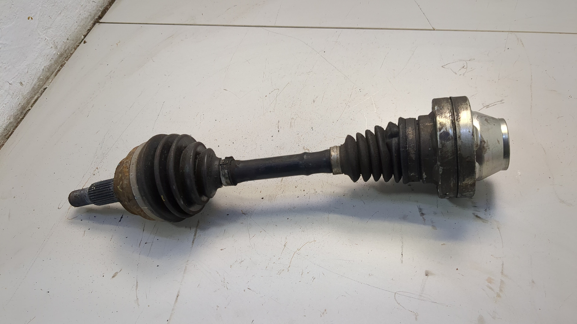 Полуось передняя