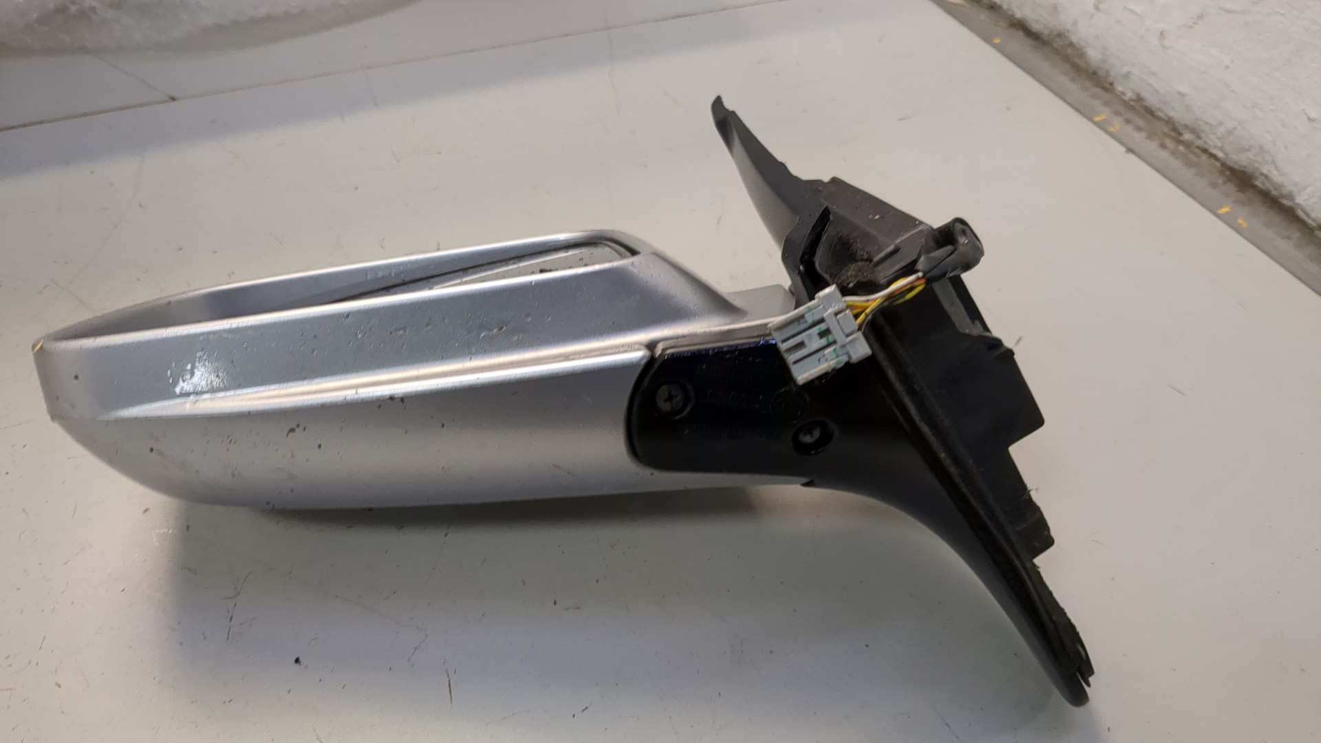 Зеркало левое электрическое