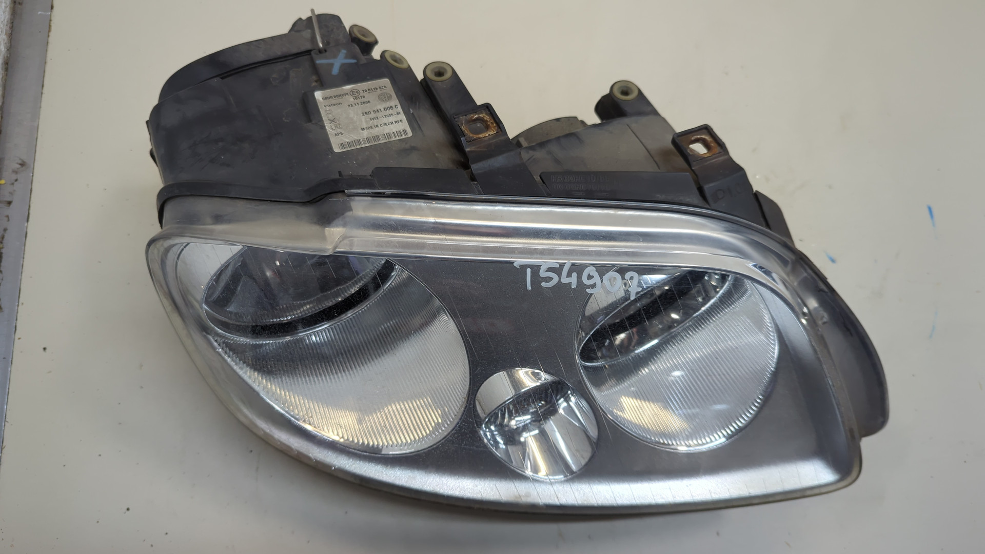 Фара правая