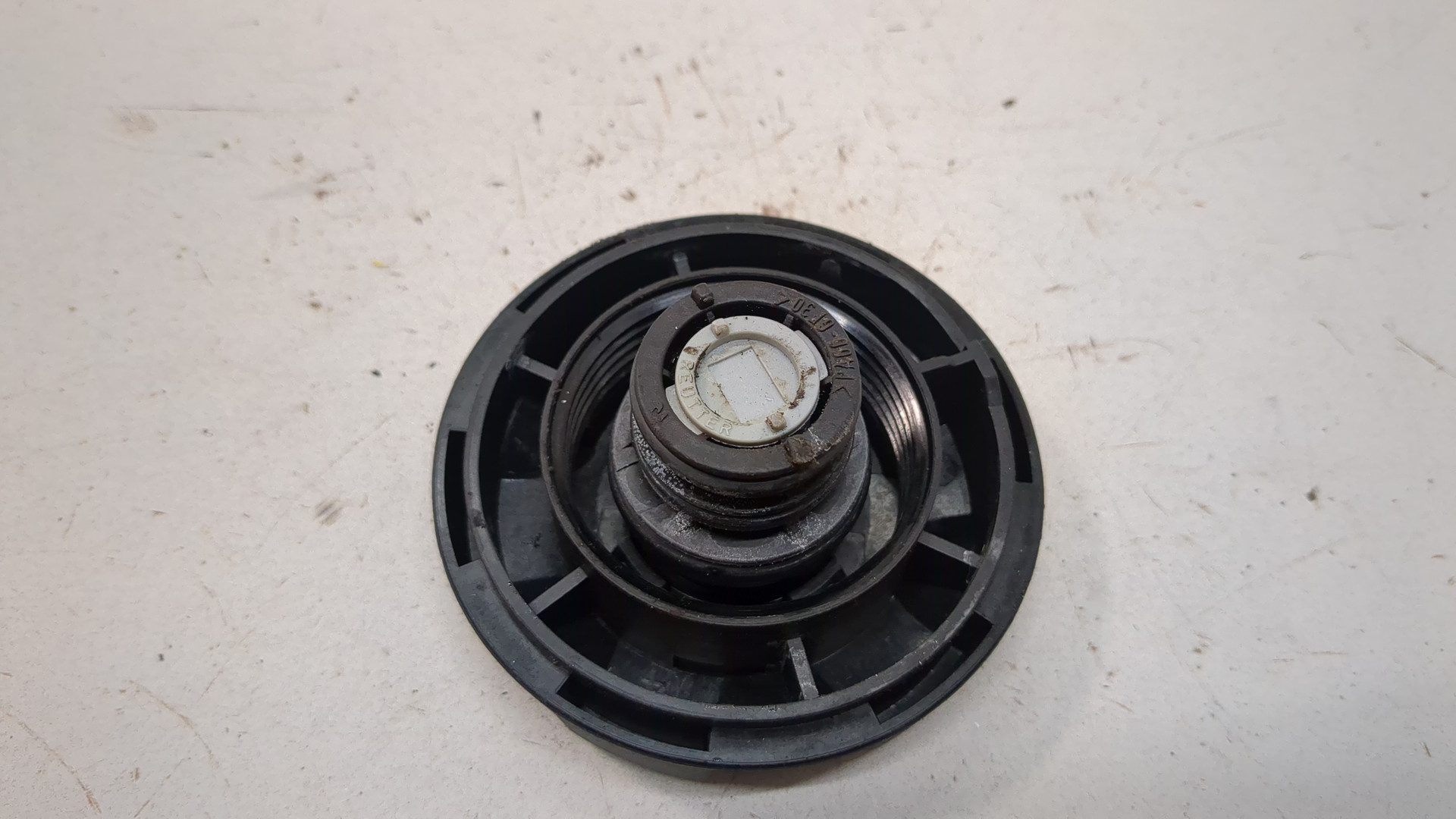 Крышка расширительного бачка