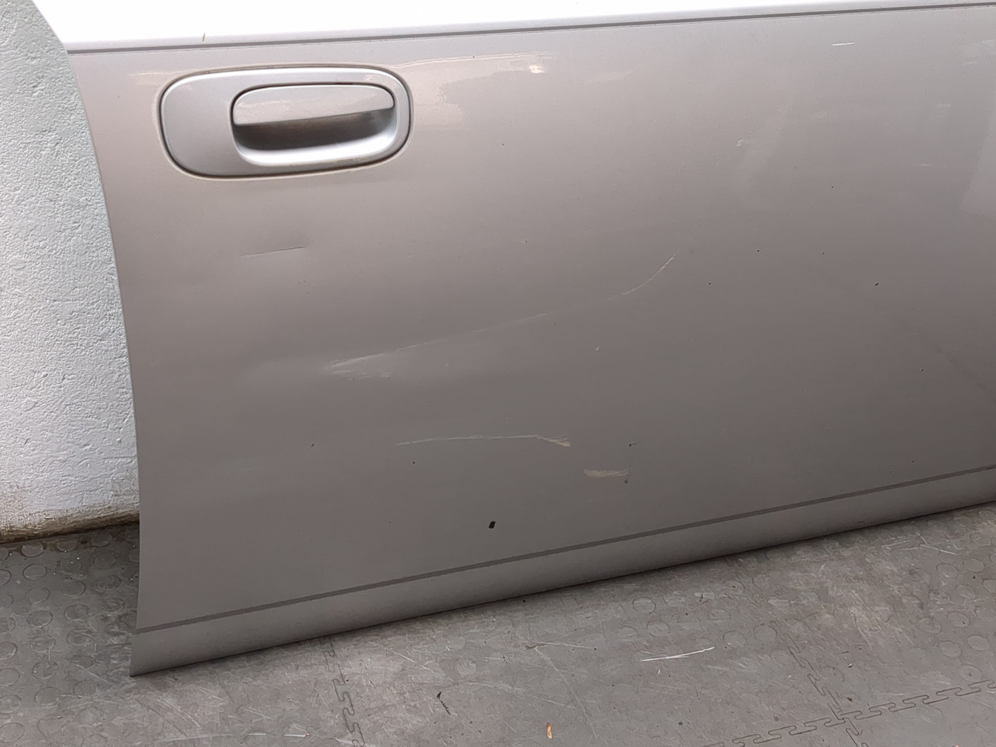 Дверь передняя правая