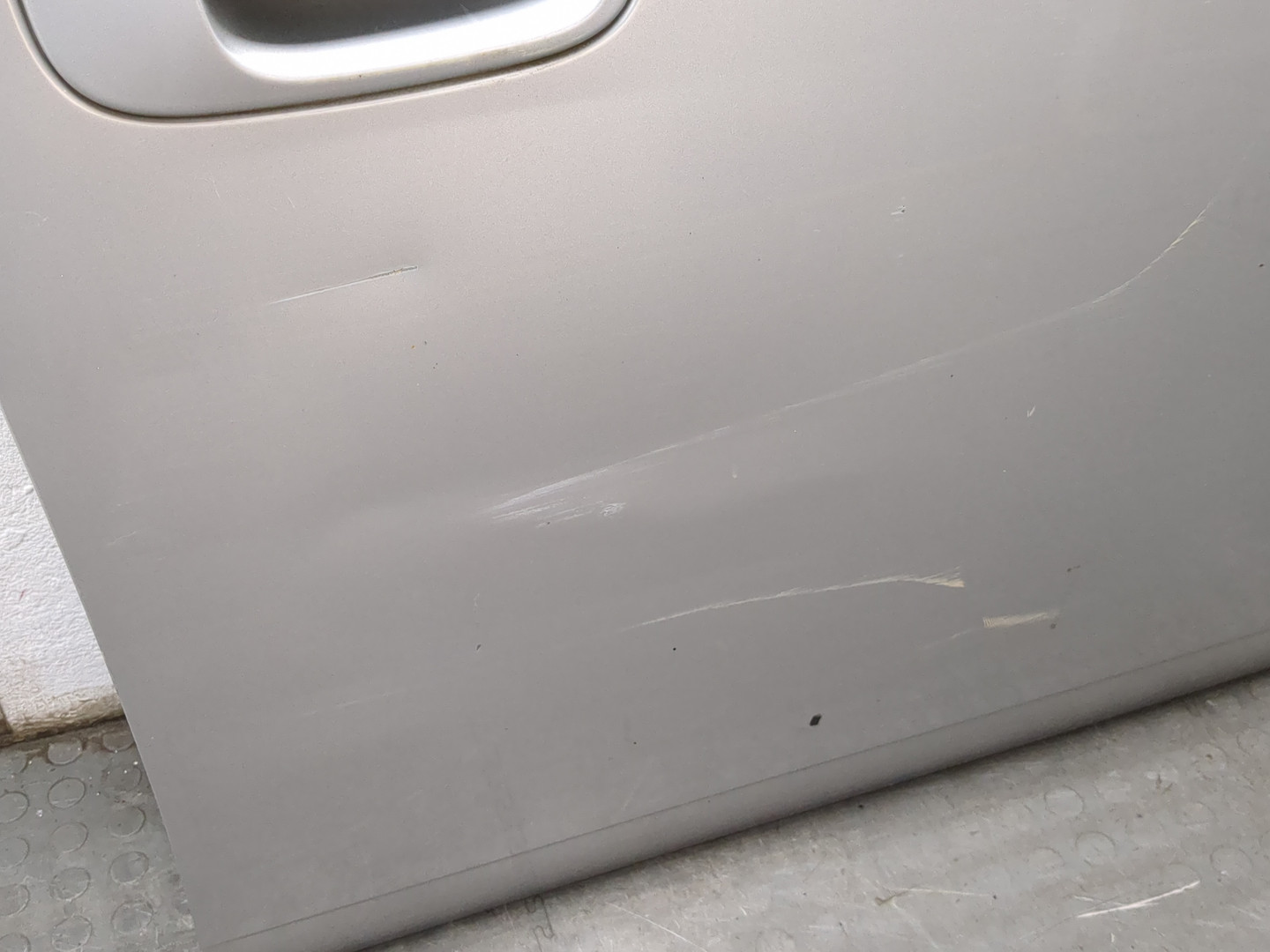 Дверь передняя правая